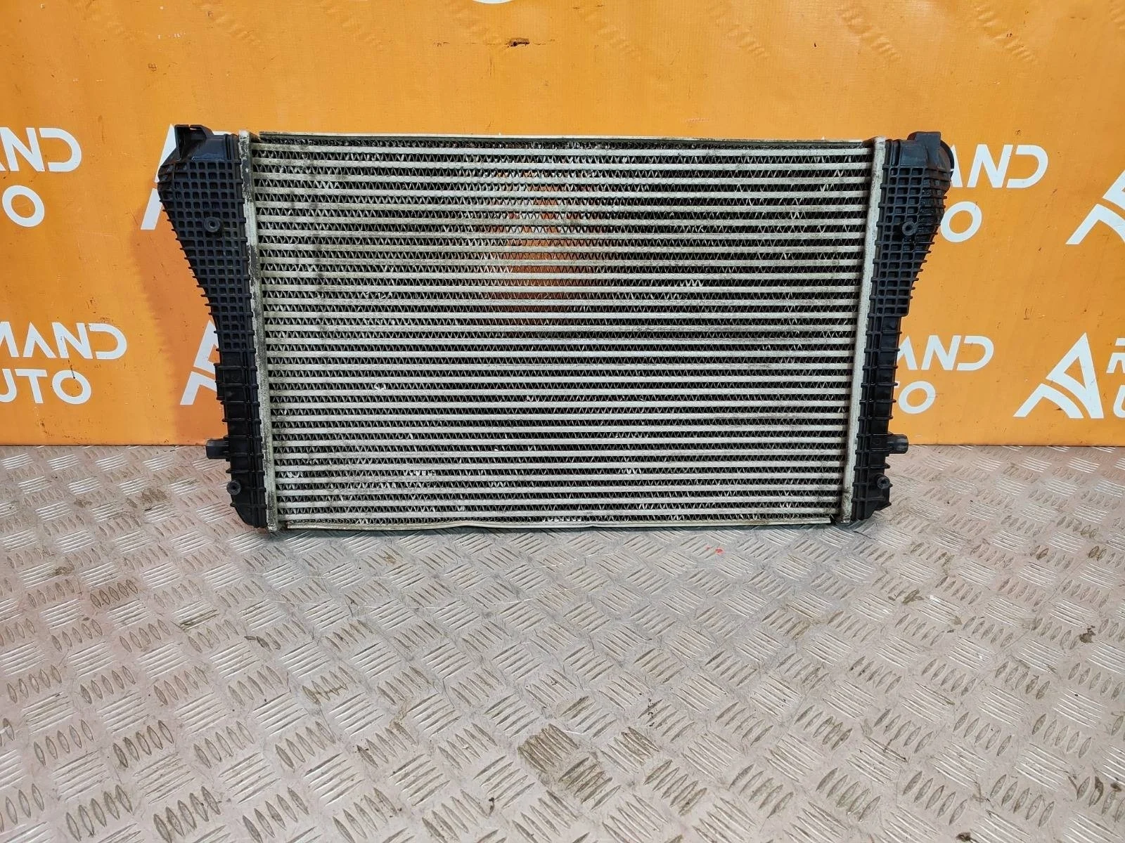 Интеркулер Volkswagen Passat 2014-нв B8