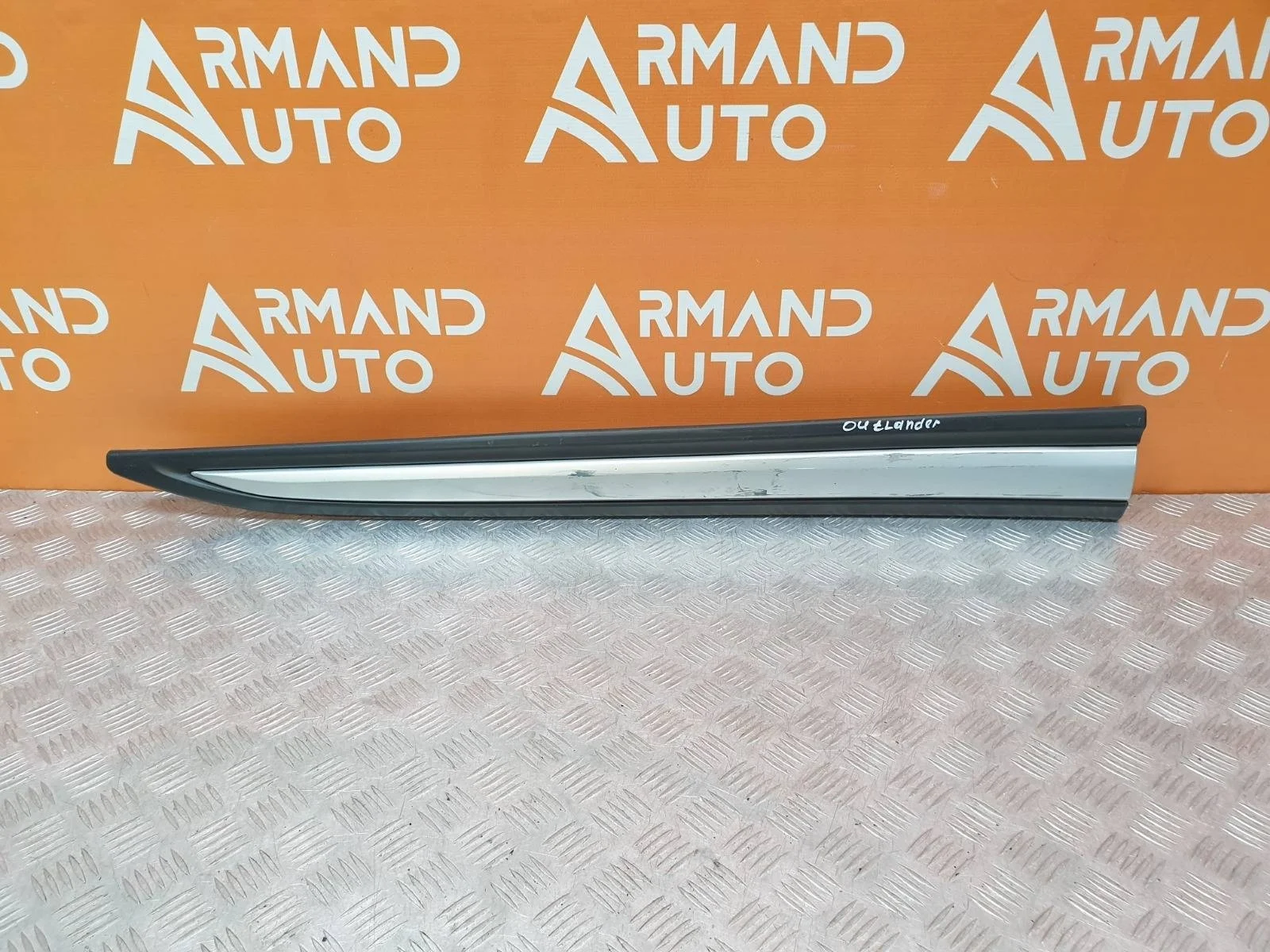 Молдинг двери Mitsubishi Outlander 2015-нв 3