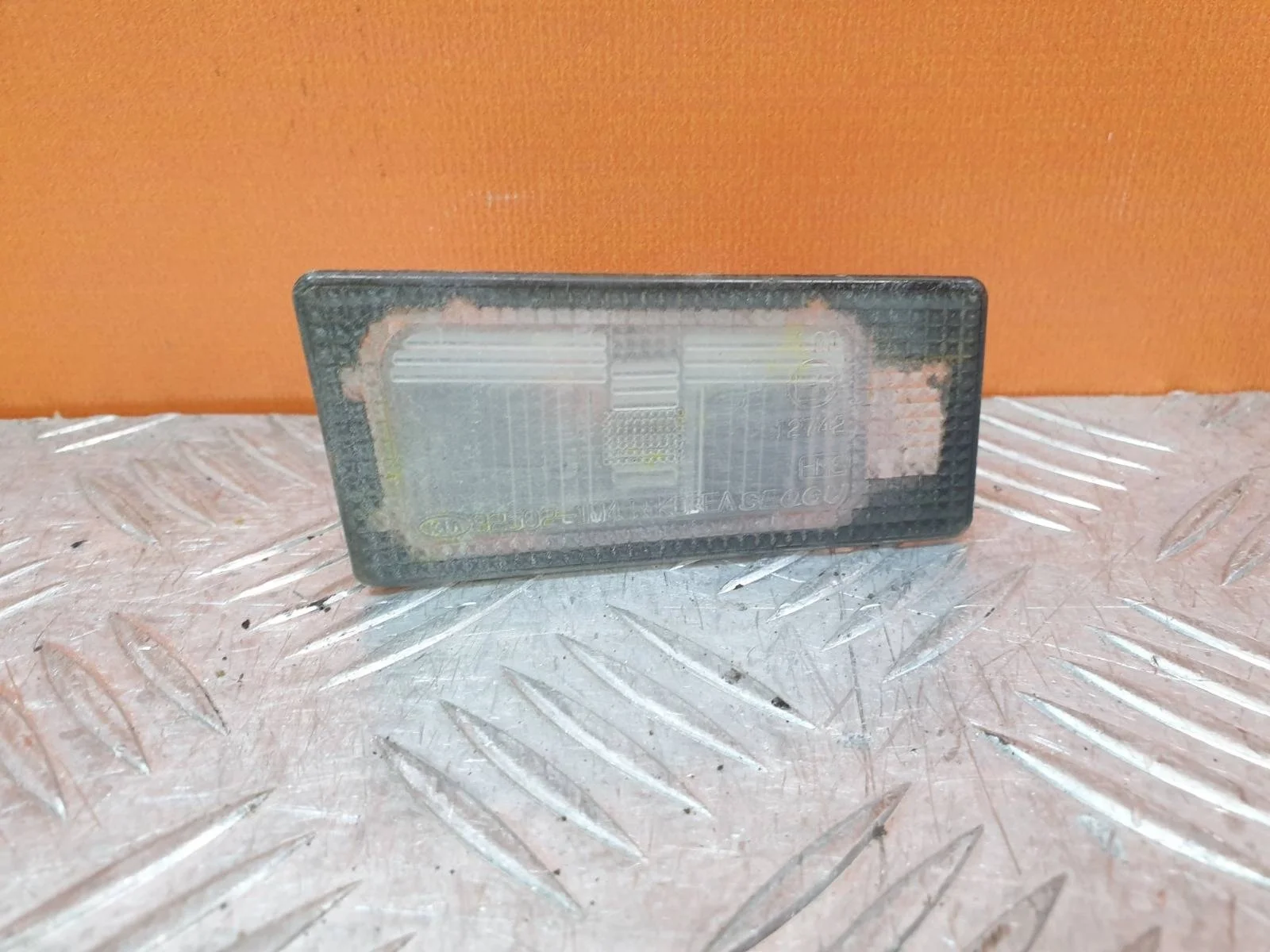 Подсветка номера Hyundai Elantra 2010-2016 5 MD