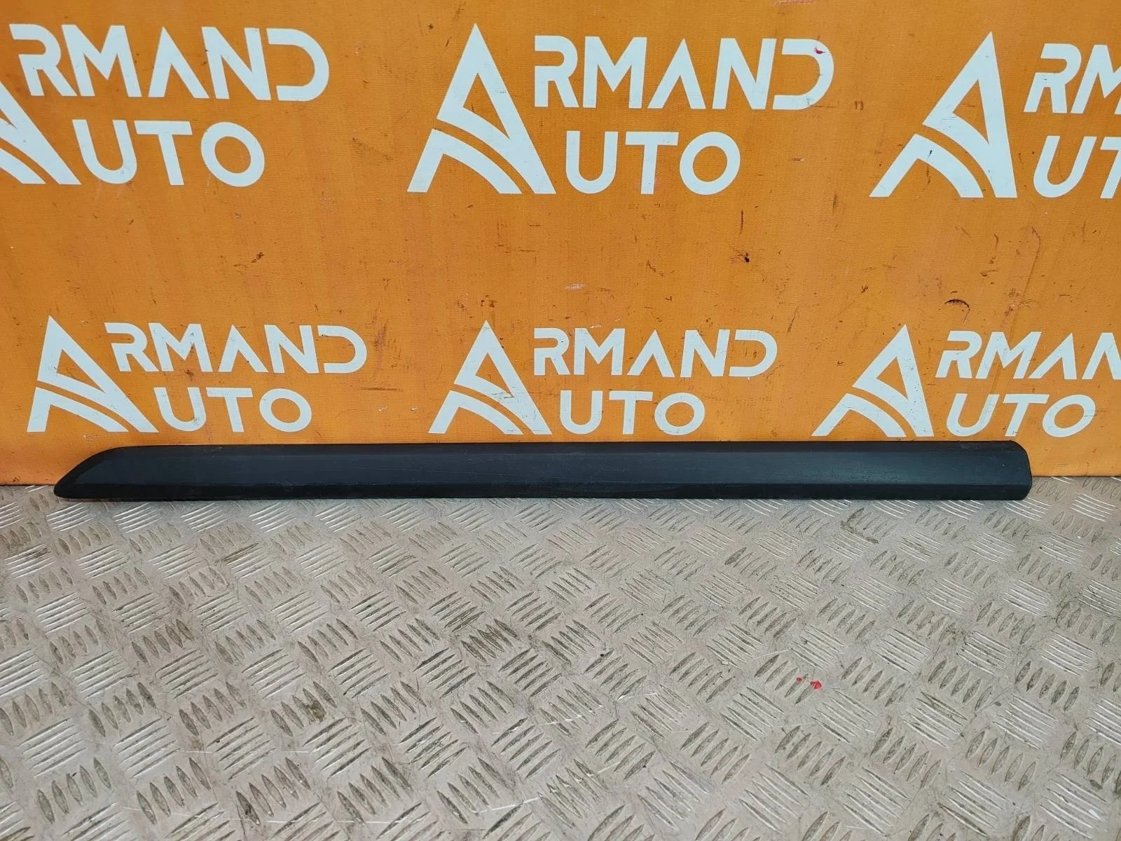 Молдинг двери Skoda Yeti 2009-2014