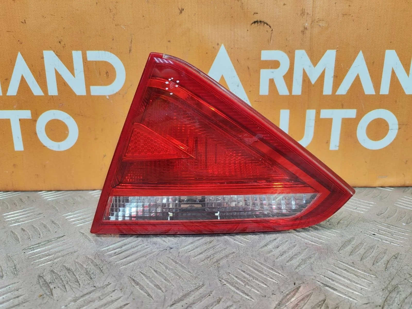 Фонарь внутренний Audi A5 2007-2011 8T