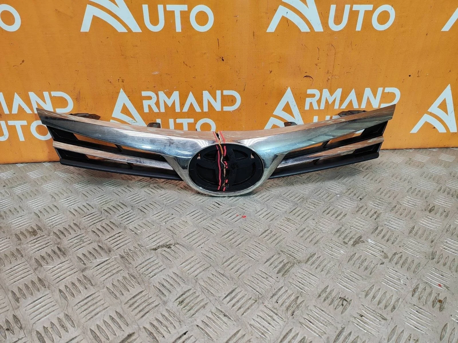 Решетка радиатора Toyota Corolla 2015-2019 11 E160 E170 E180