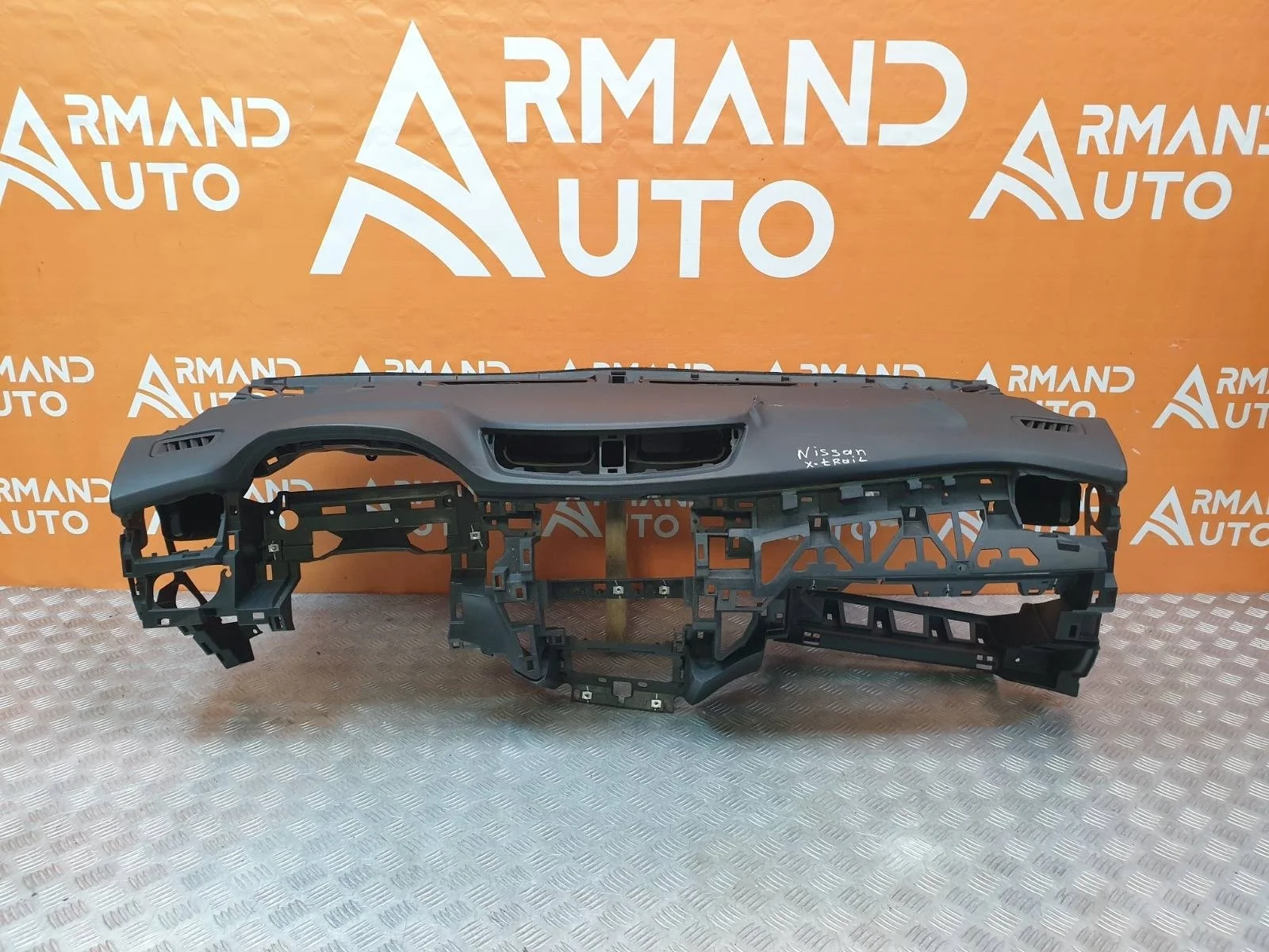 Торпедо Nissan X-Trail 2013-2019 T32