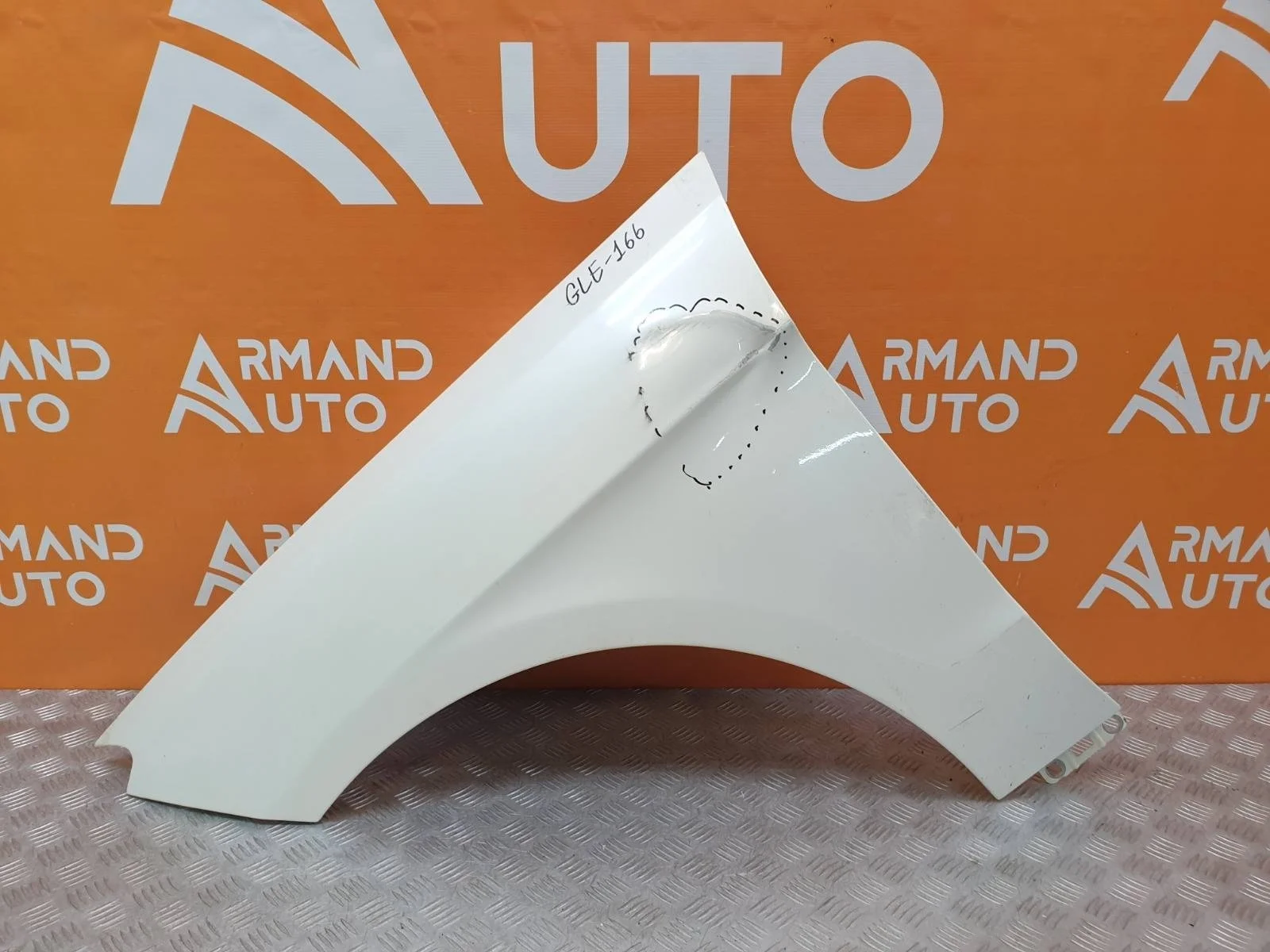 Крыло Mercedes ML GLE-Class 2011-2015 W166