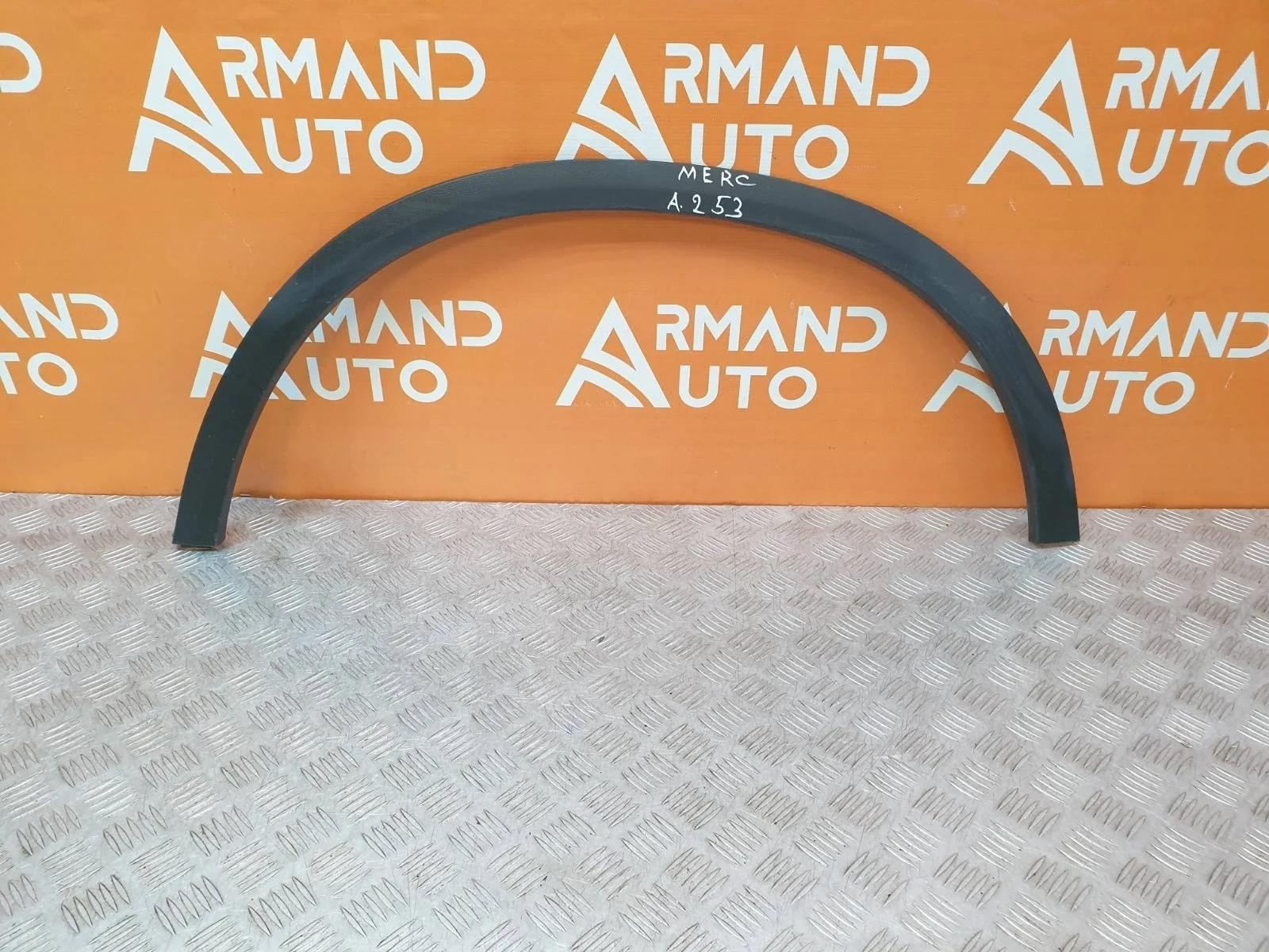 Расширитель крыла Mercedes GLC-Class 2015-нв X253