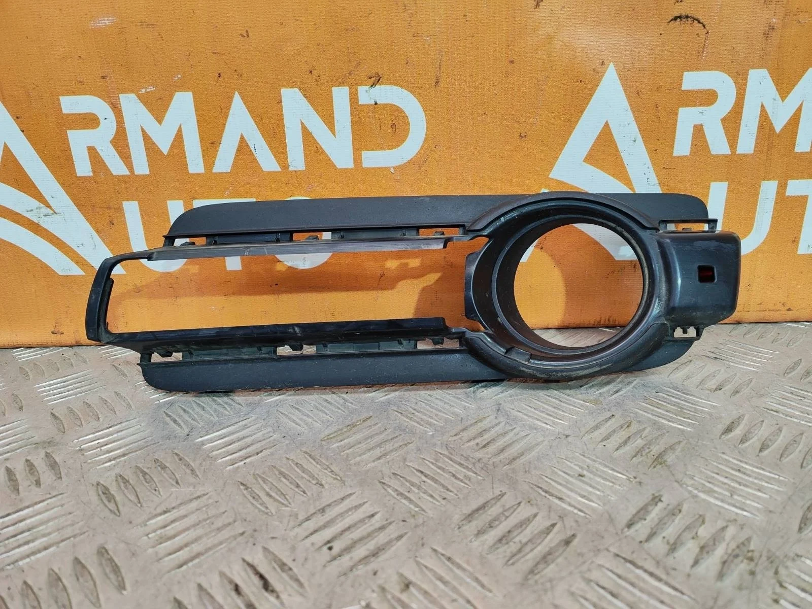 Окантовка птф Mitsubishi Pajero 2014-нв