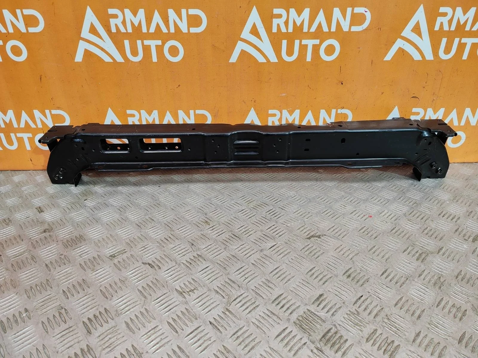 Панель передняя (суппорт радиатора) верхняя Hyundai Tucson 2015-2021 3