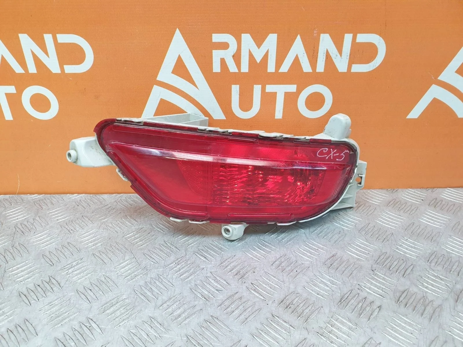 Фонарь противотуманный Mazda CX-5 2017-нв