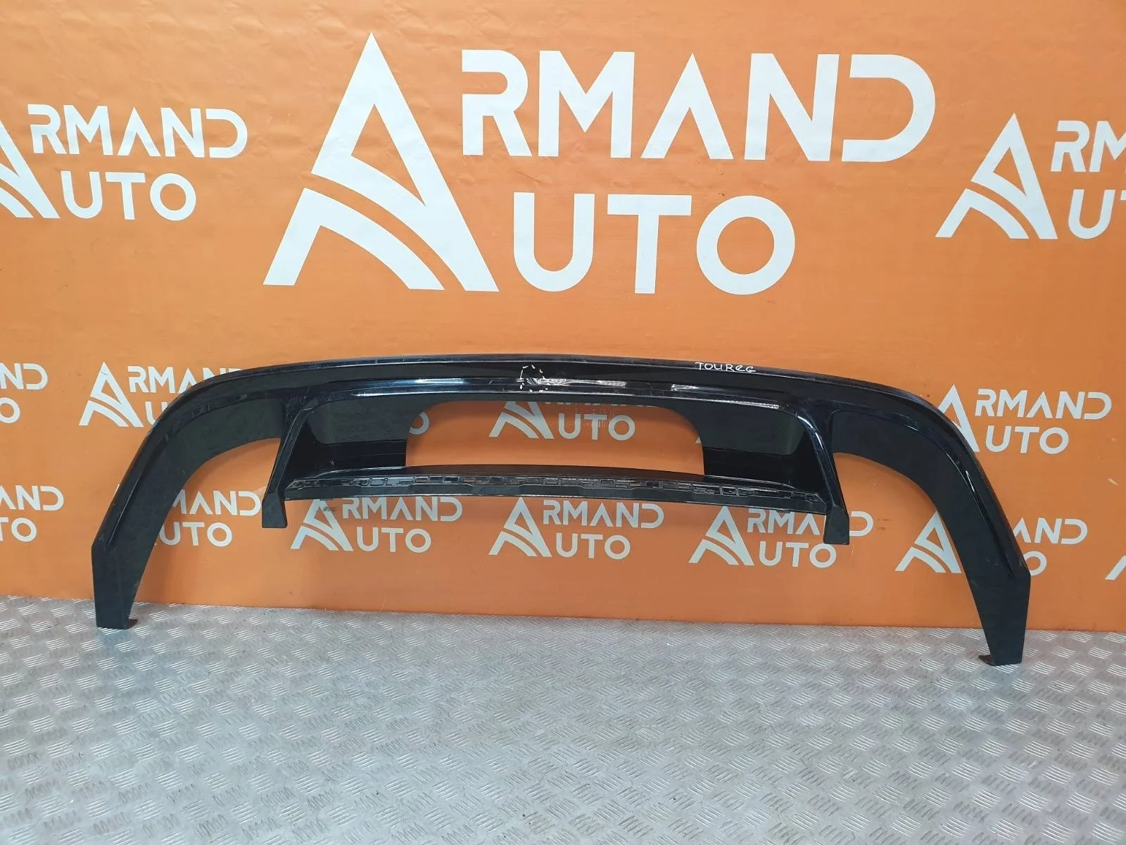 Юбка бампера Volkswagen Touareg 2014-2018