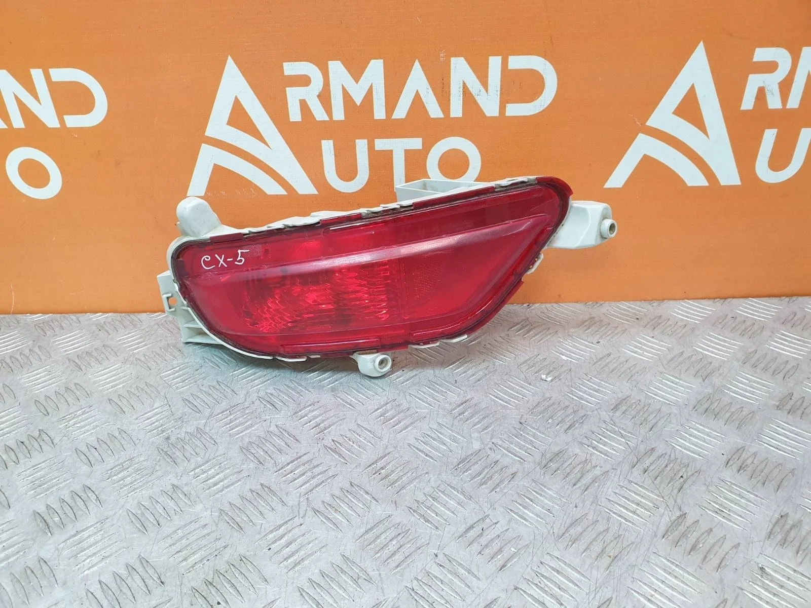 Фонарь противотуманный Mazda CX-5 2017-нв