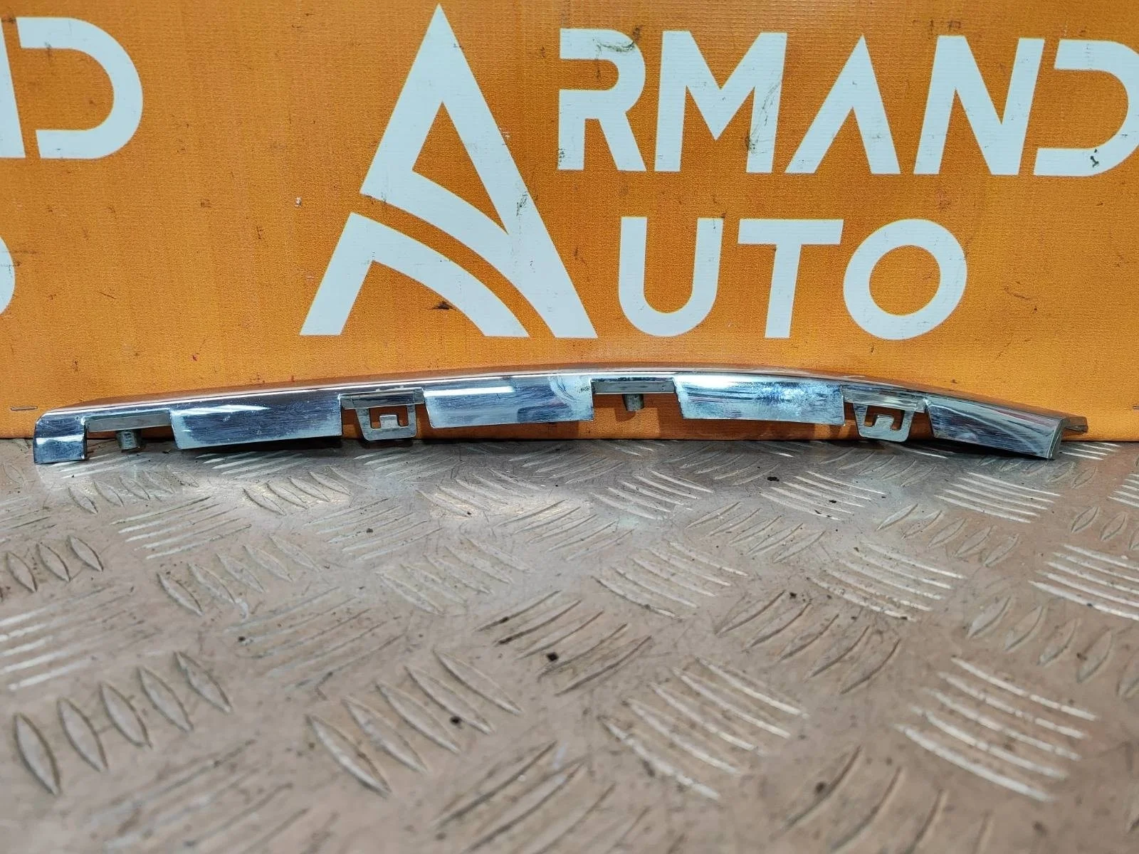 Молдинг решетки радиатора верхний Hyundai Tucson 2018-2021 3