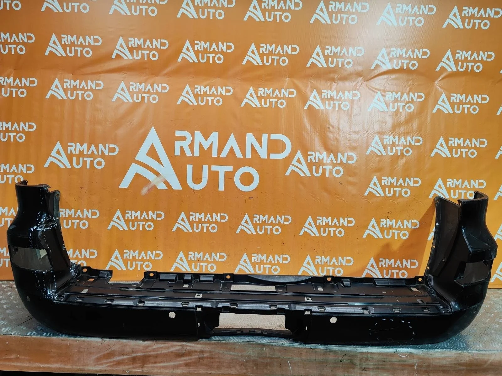 Бампер Lexus LX 2012-2015 3 URJ200