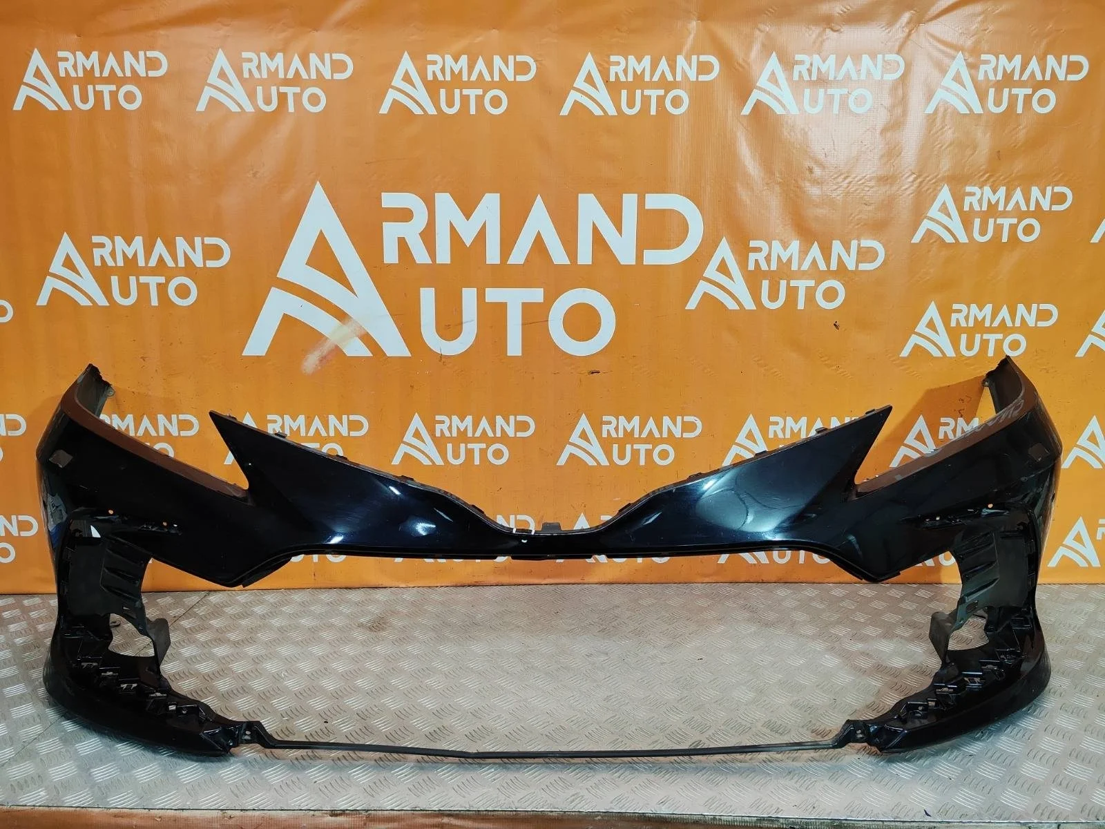 Бампер Toyota Camry 2020-нв 8 XV70