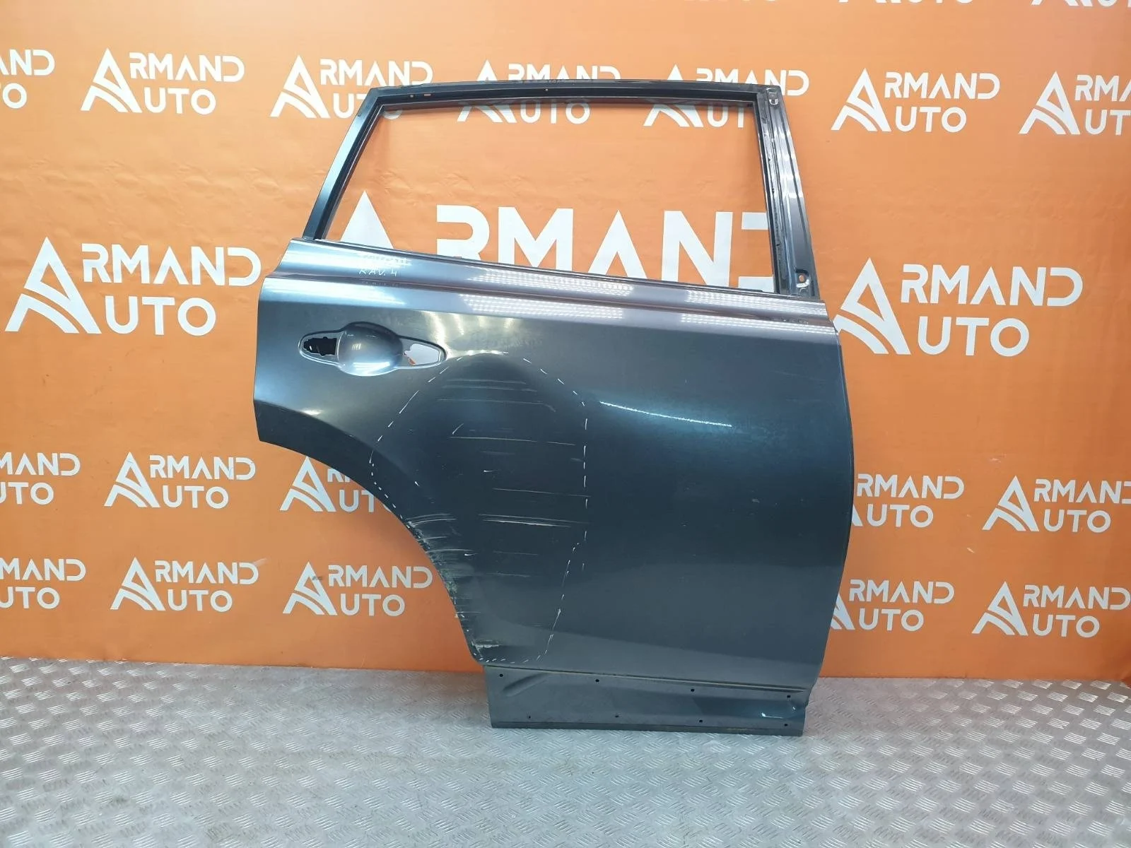 Дверь Toyota RAV4 2012-2019 CA40