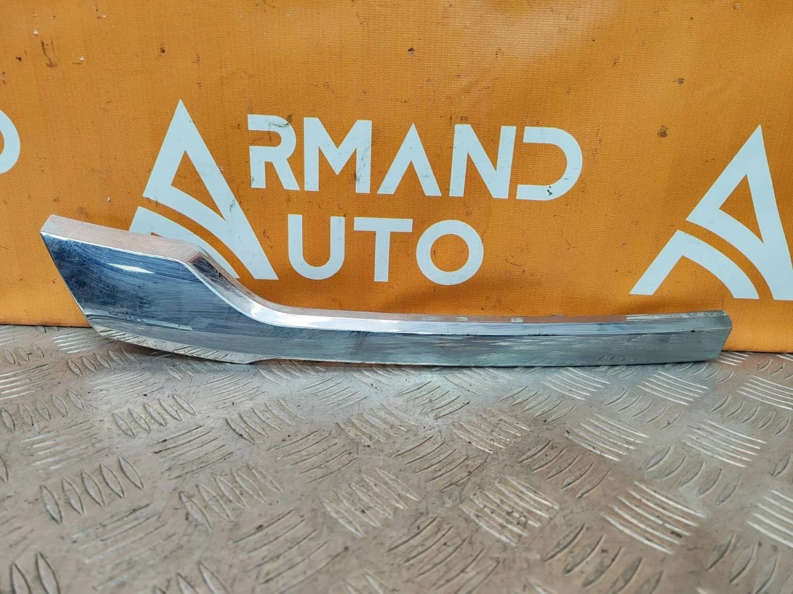 Накладка решетки радиатора Mitsubishi Pajero Sport 2015-2021 3