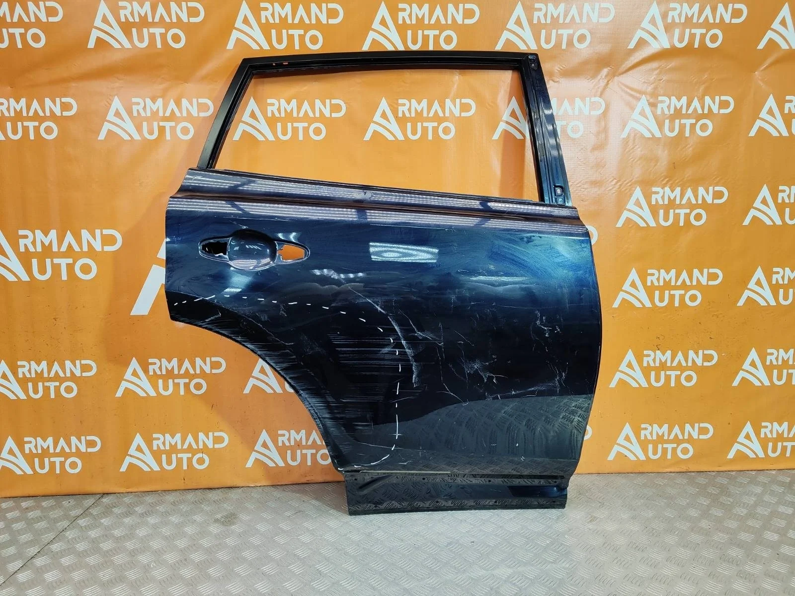 Дверь Toyota RAV4 2012-2019 CA40