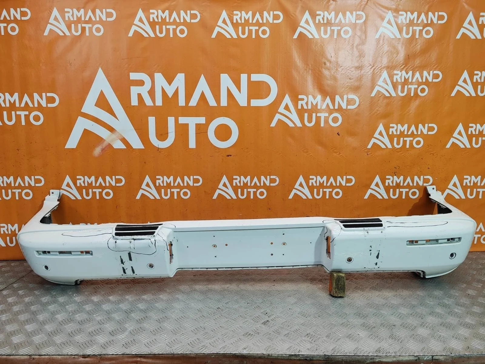 Бампер Mercedes G-Class 2018-нв W463