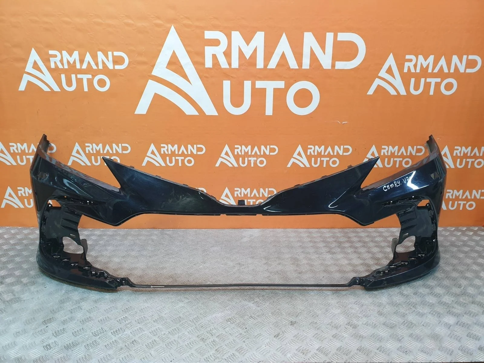 Бампер Toyota Camry 2020-нв 8 XV70