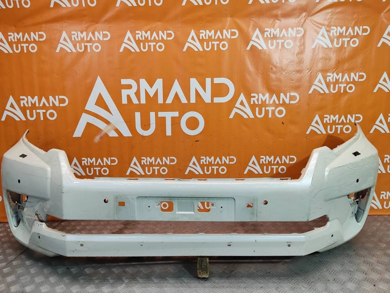 Бампер Toyota Land Cruiser Prado 2017-нв 150