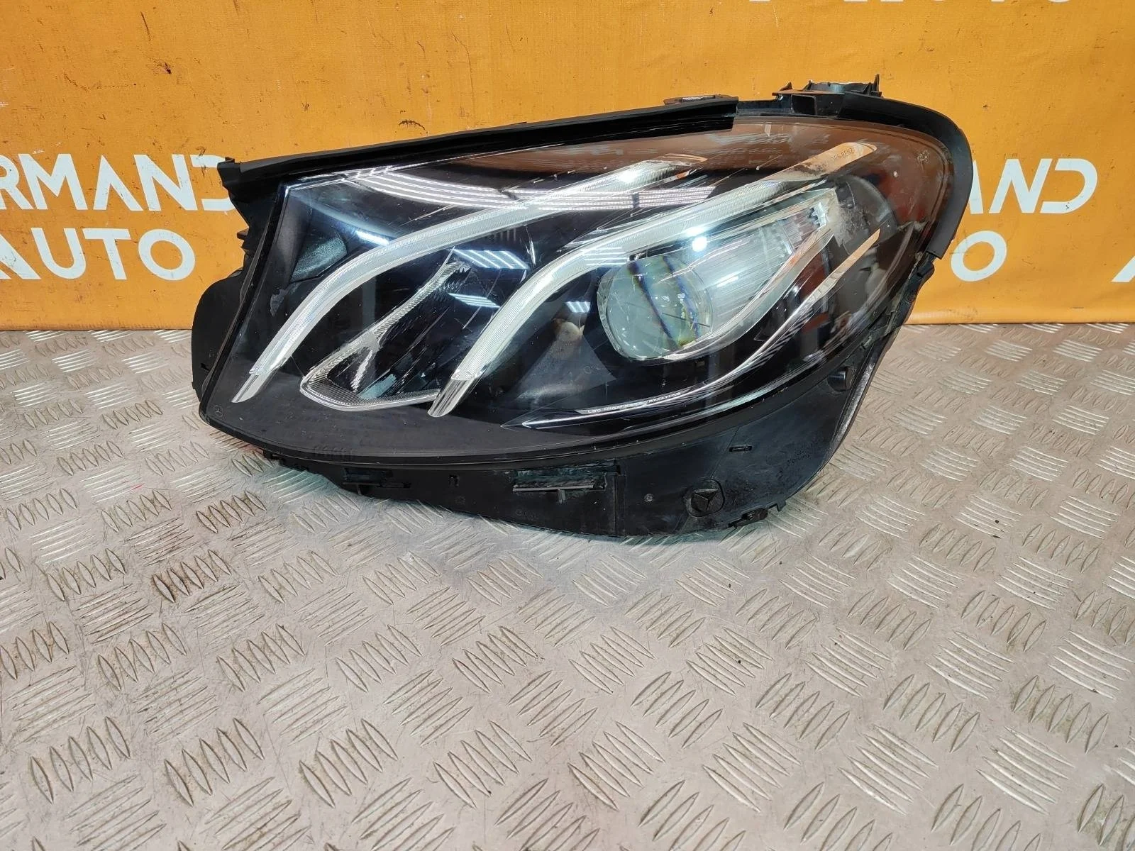 Фара Mercedes -Class 2016-2020 W213, S213, C238