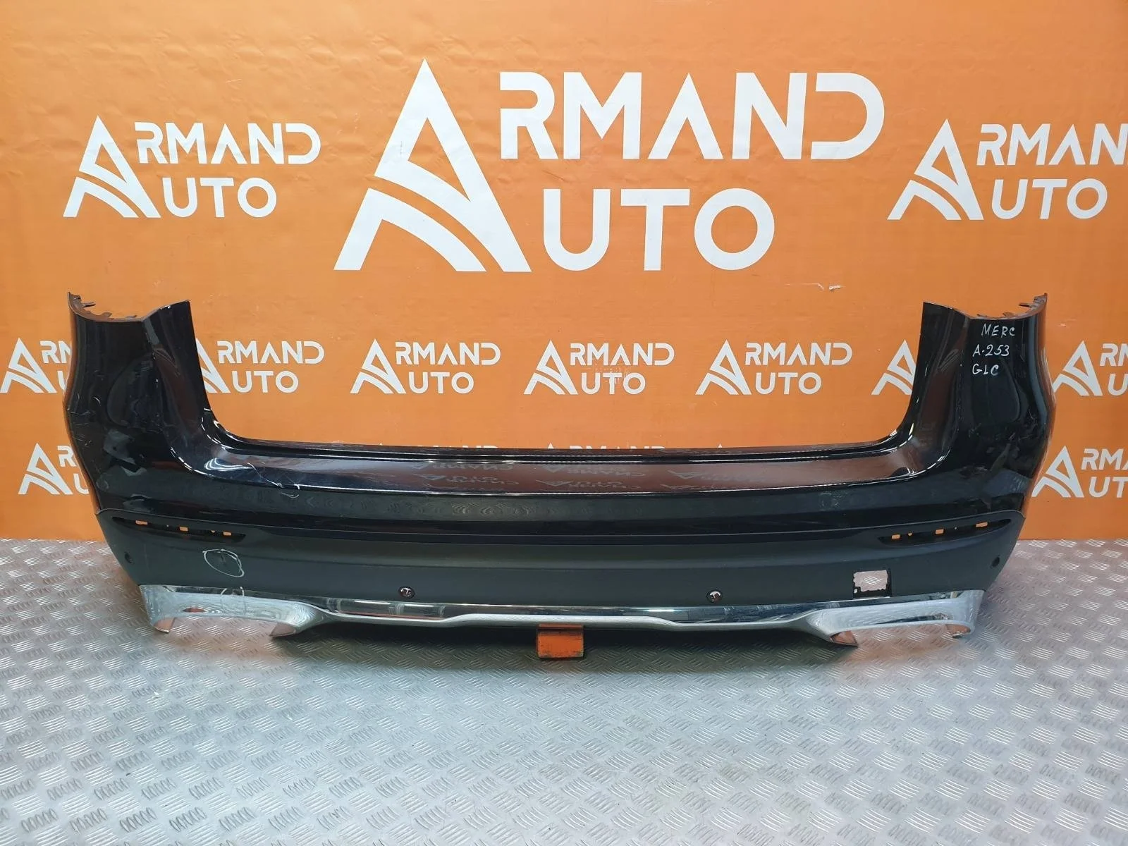 Бампер Mercedes GLC-Class 2015-2019 X253