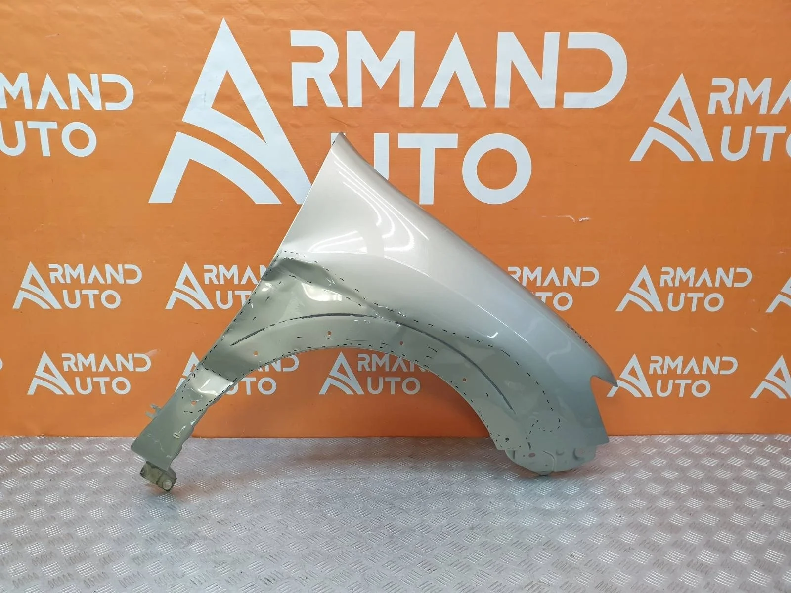 Крыло Renault Sandero 2013-2022