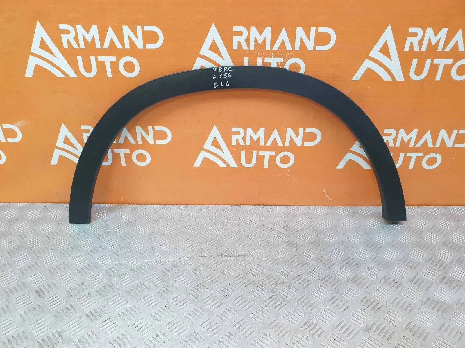 Расширитель крыла Mercedes GLA-Class 2013-2020 X156