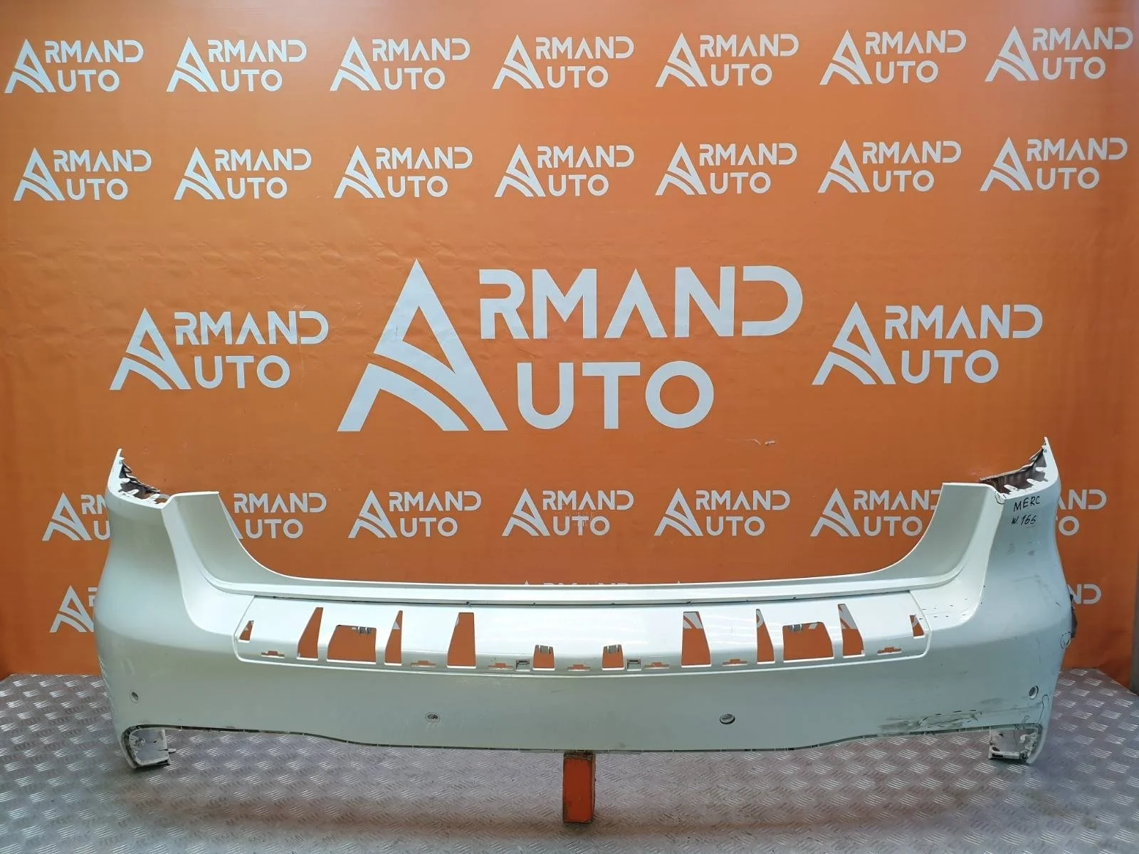 Бампер Mercedes GL GLS-Class 2015-2019 X166