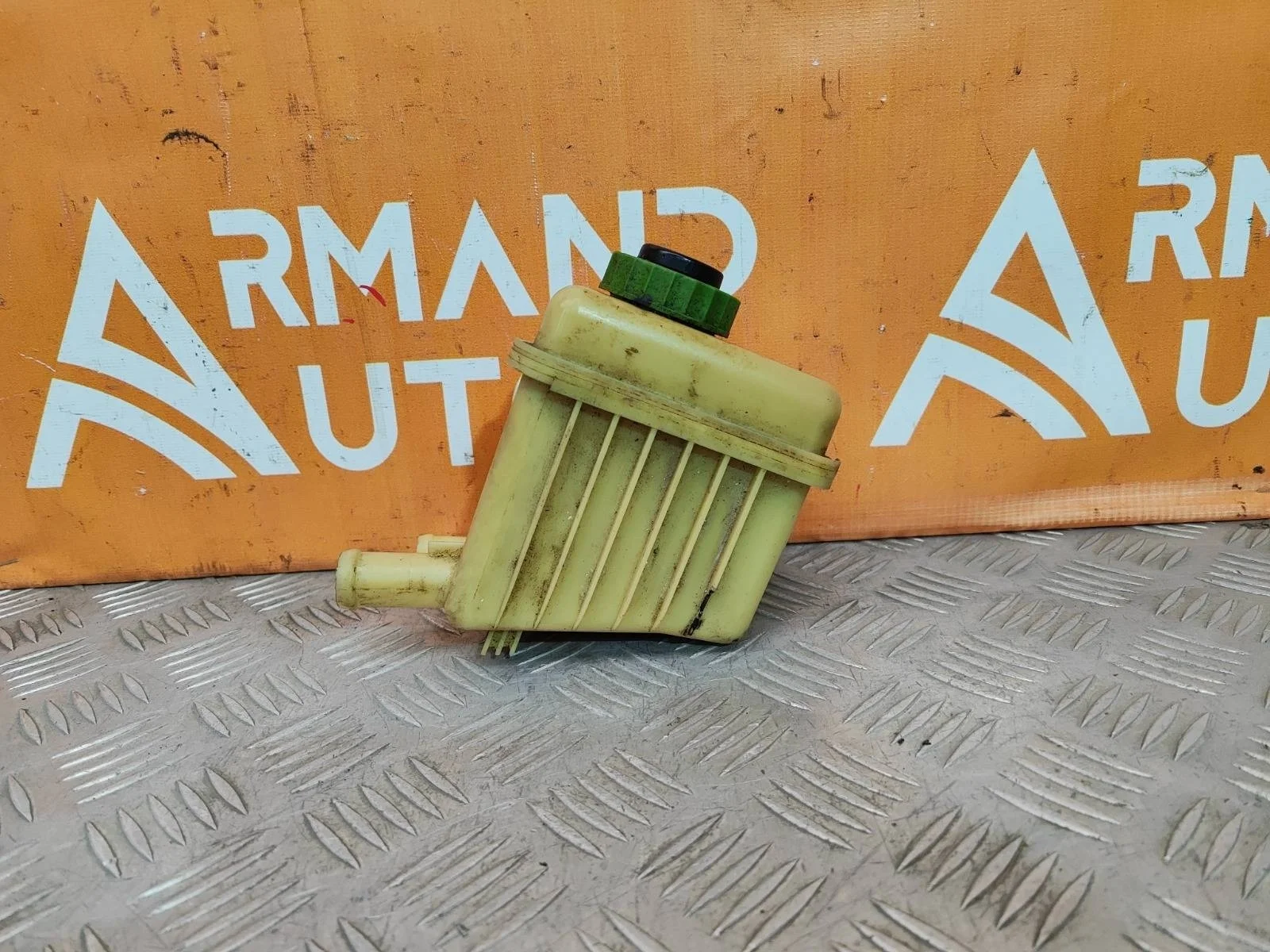 Бачок гидроусилителя Audi Q7 2005-2015 4L