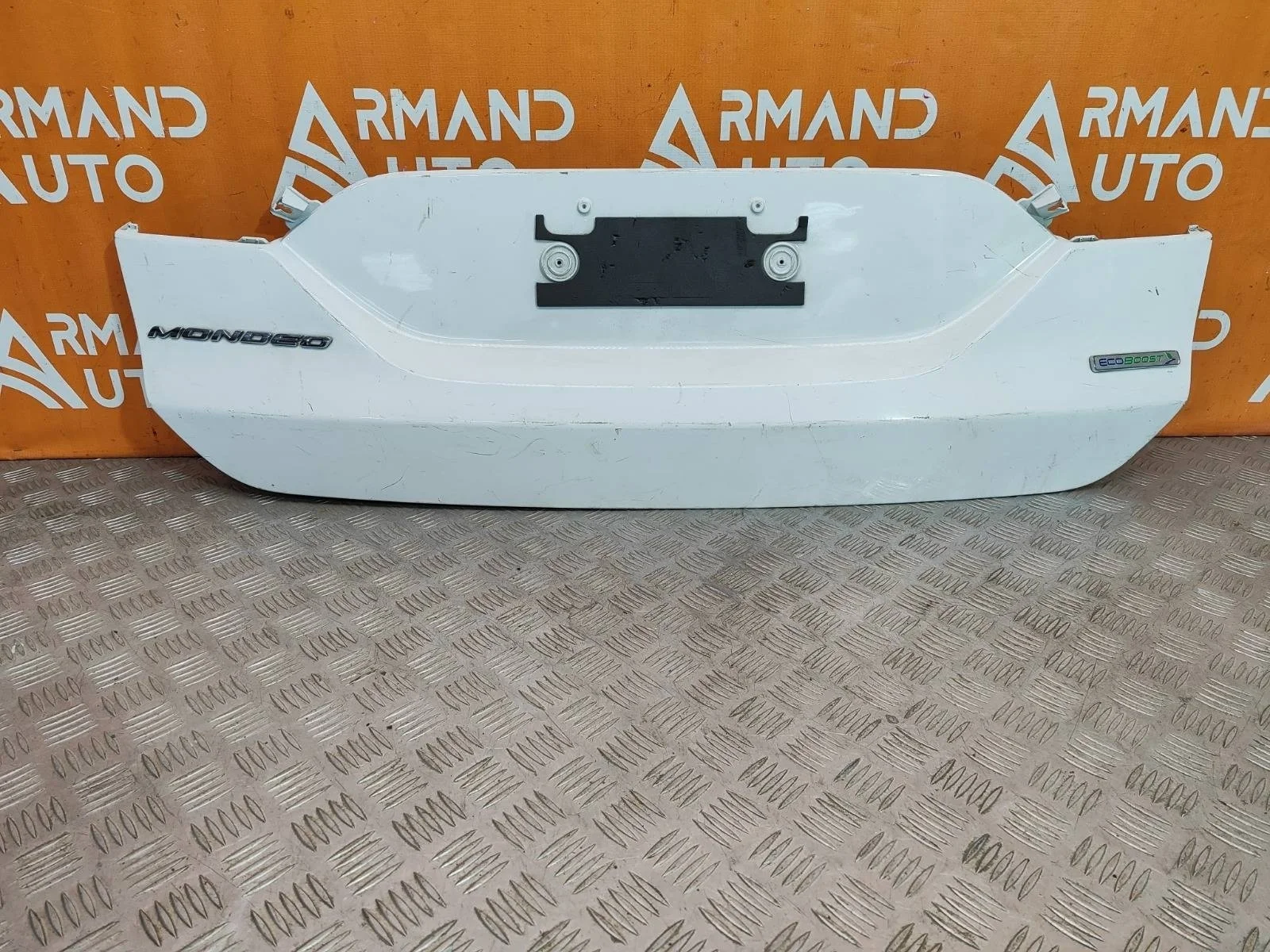 Накладка крышки багажника Ford Mondeo 2014-2019 5