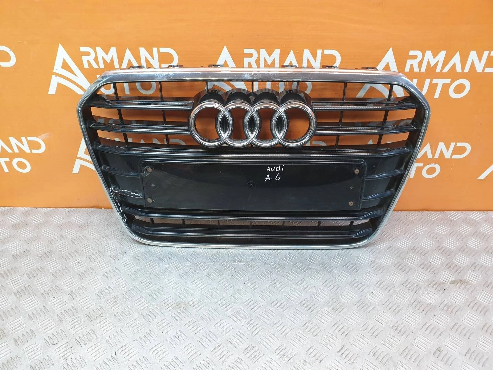 Решетка радиатора Audi A6 2011-2014 C7