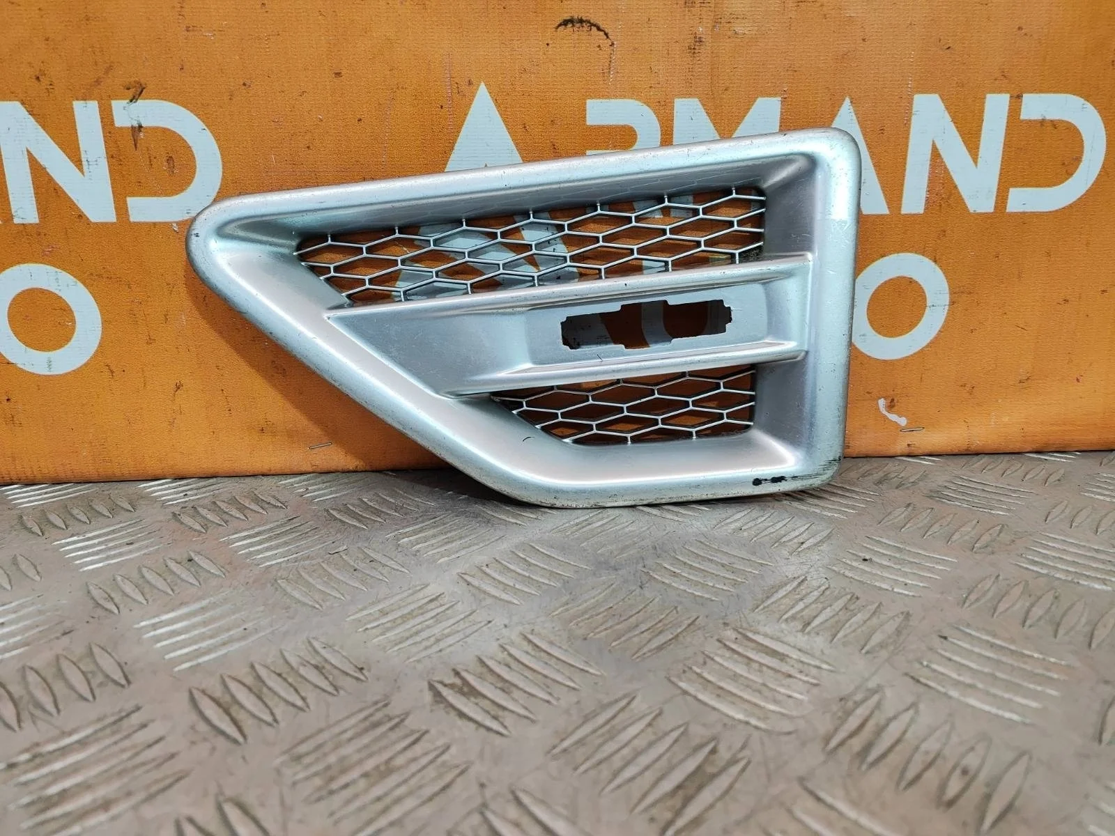 Накладка крыла LAND ROVER Freelander 2006-2014