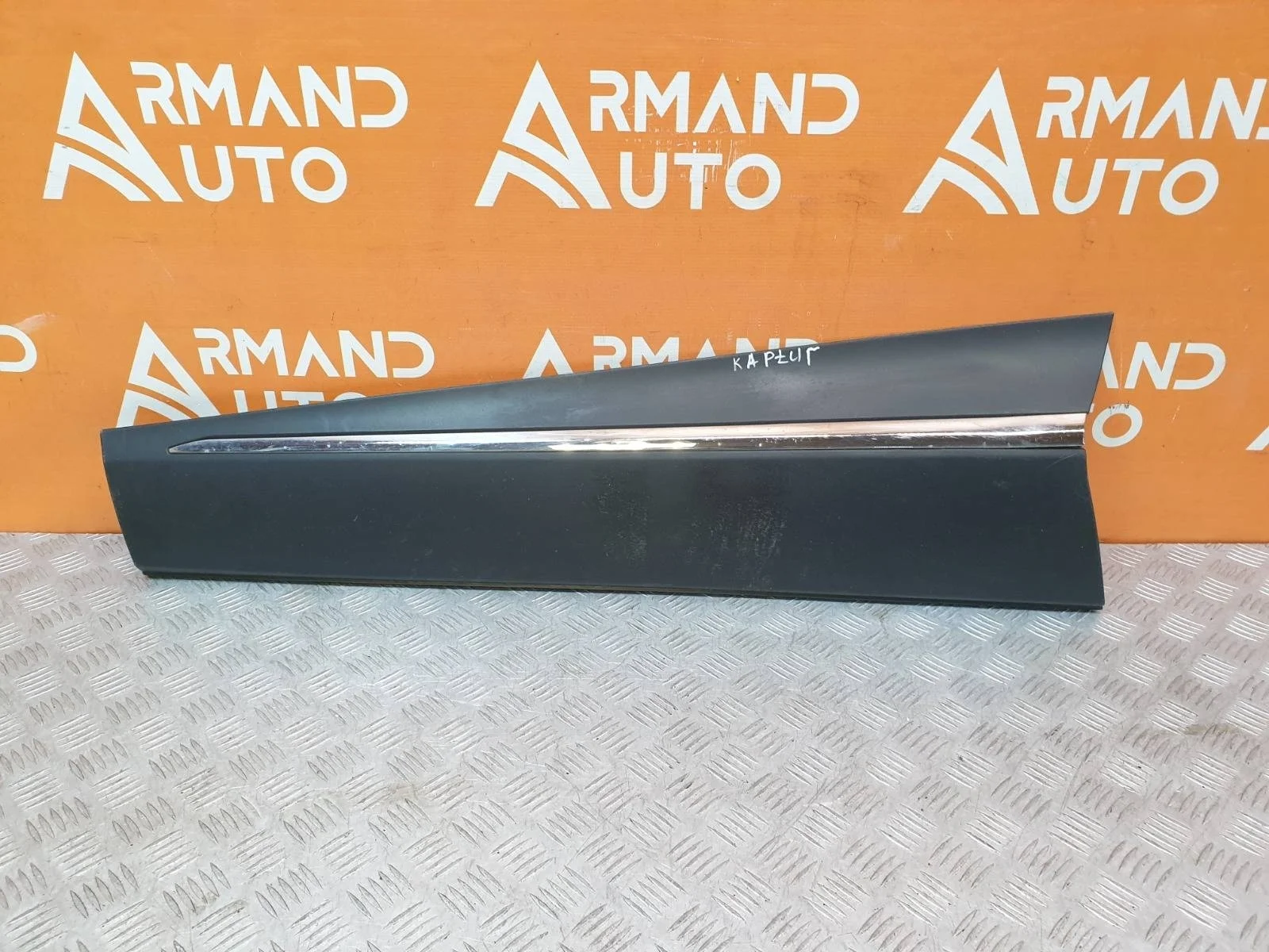 Молдинг двери Renault Kaptur 2016-нв