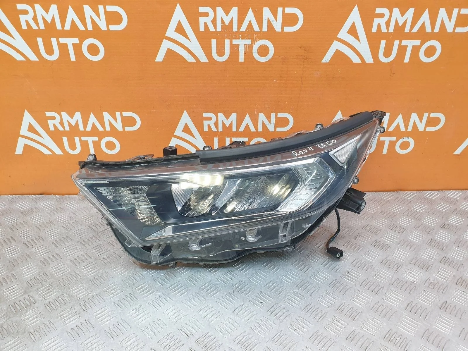 Фара Toyota RAV4 2018-нв 5 XA50