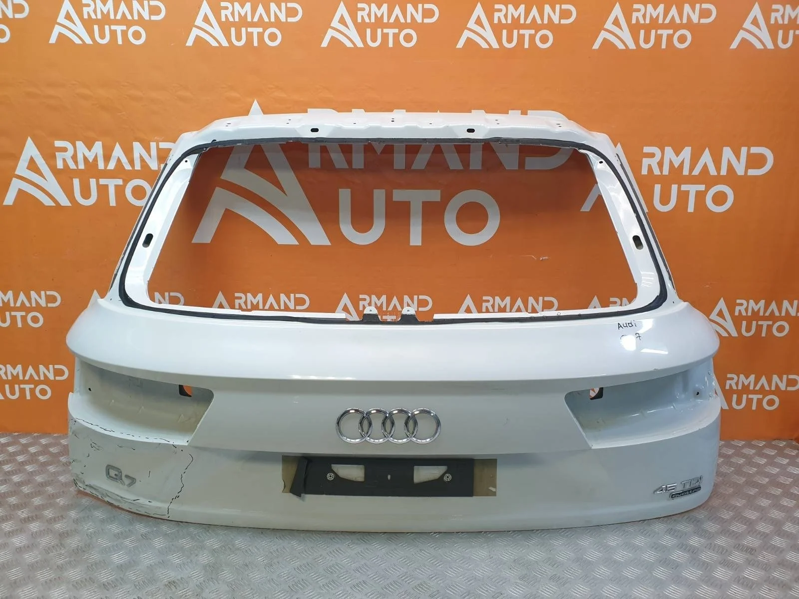 Дверь багажника Audi Q7 2015-2020 4M