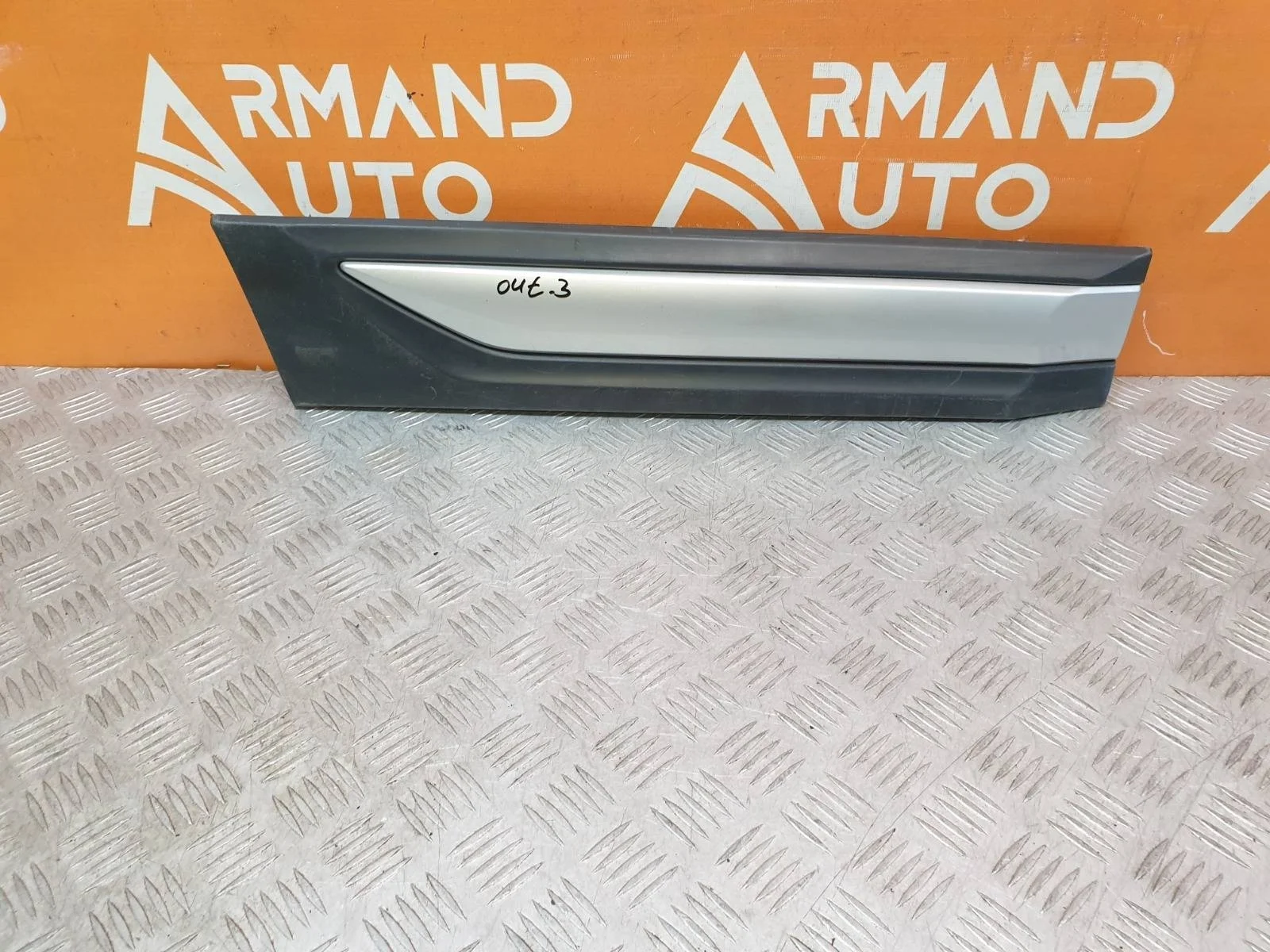 Молдинг двери Mitsubishi Outlander 2015-нв 3