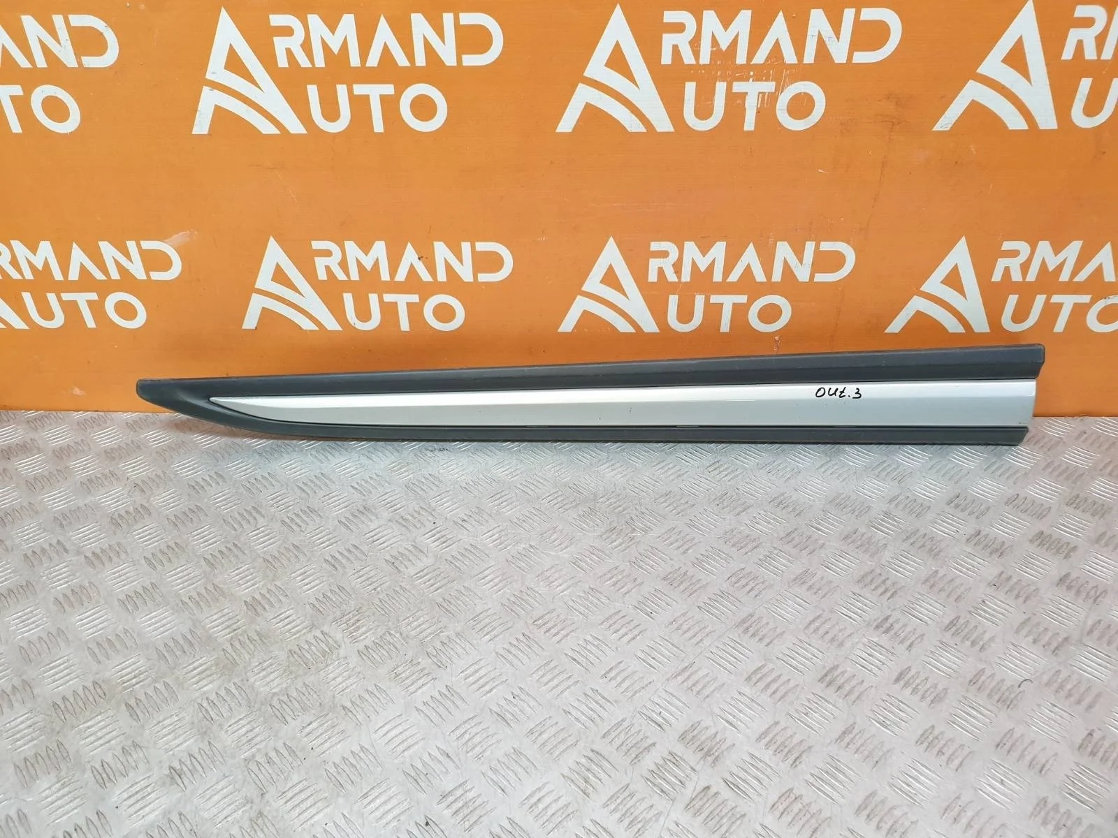 Молдинг двери Mitsubishi Outlander 2015-нв 3