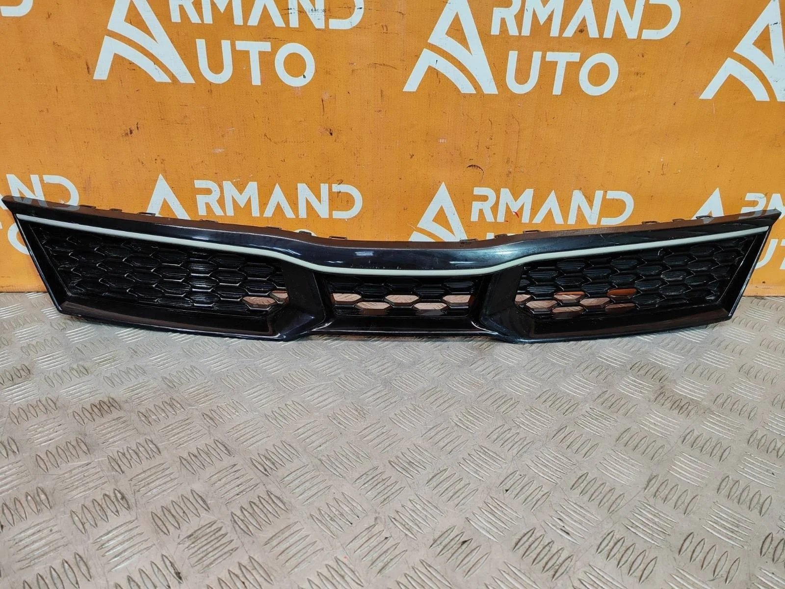 Решетка радиатора Kia Rio 2020-нв 4 FB