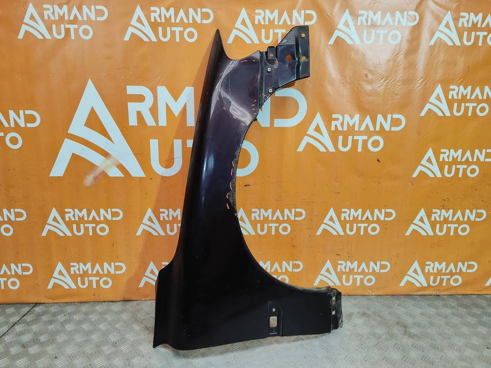 Крыло Volvo V70 2000-2007