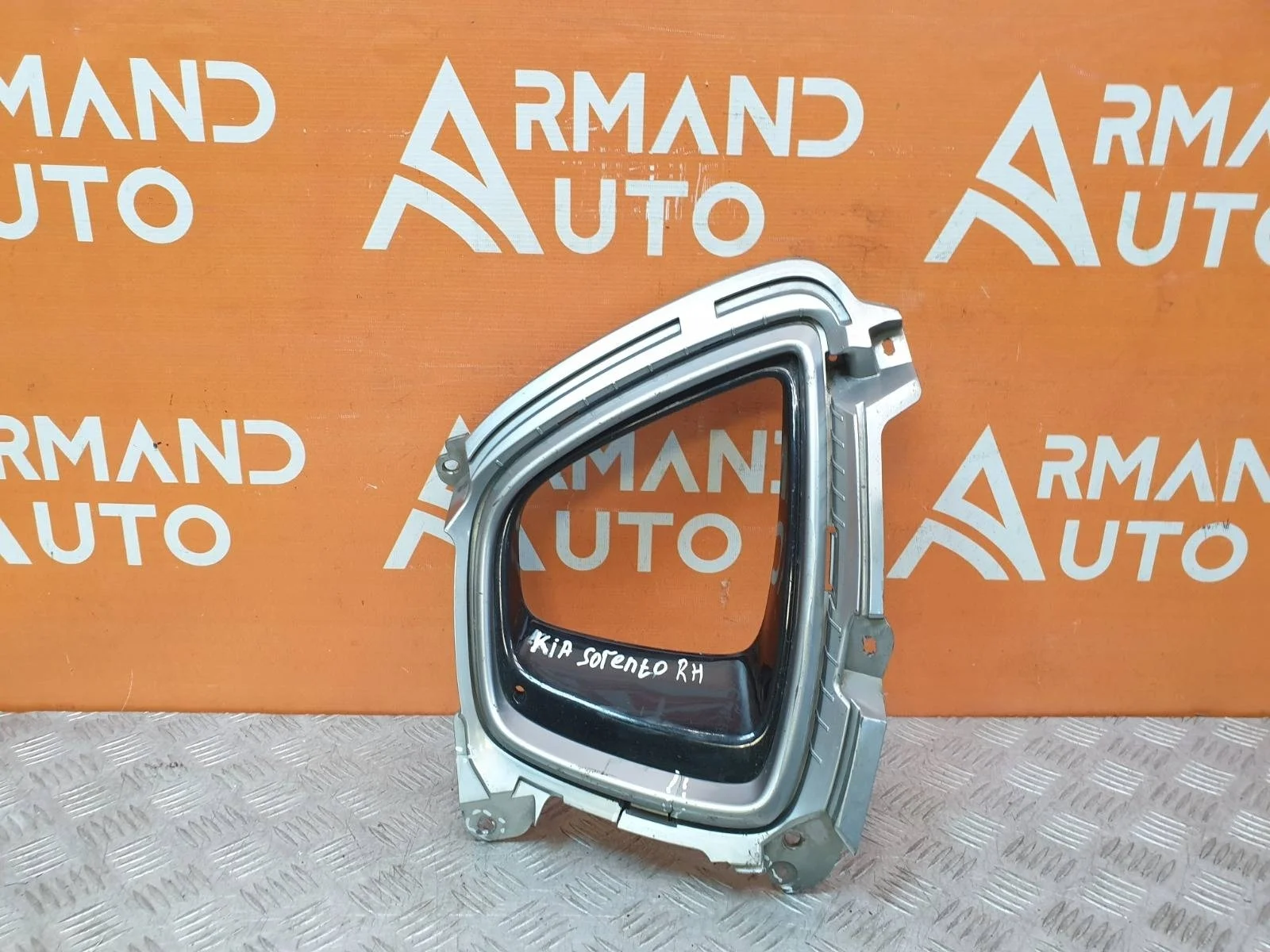 Окантовка птф Kia Sorento 2014-2017 3 Prime UM