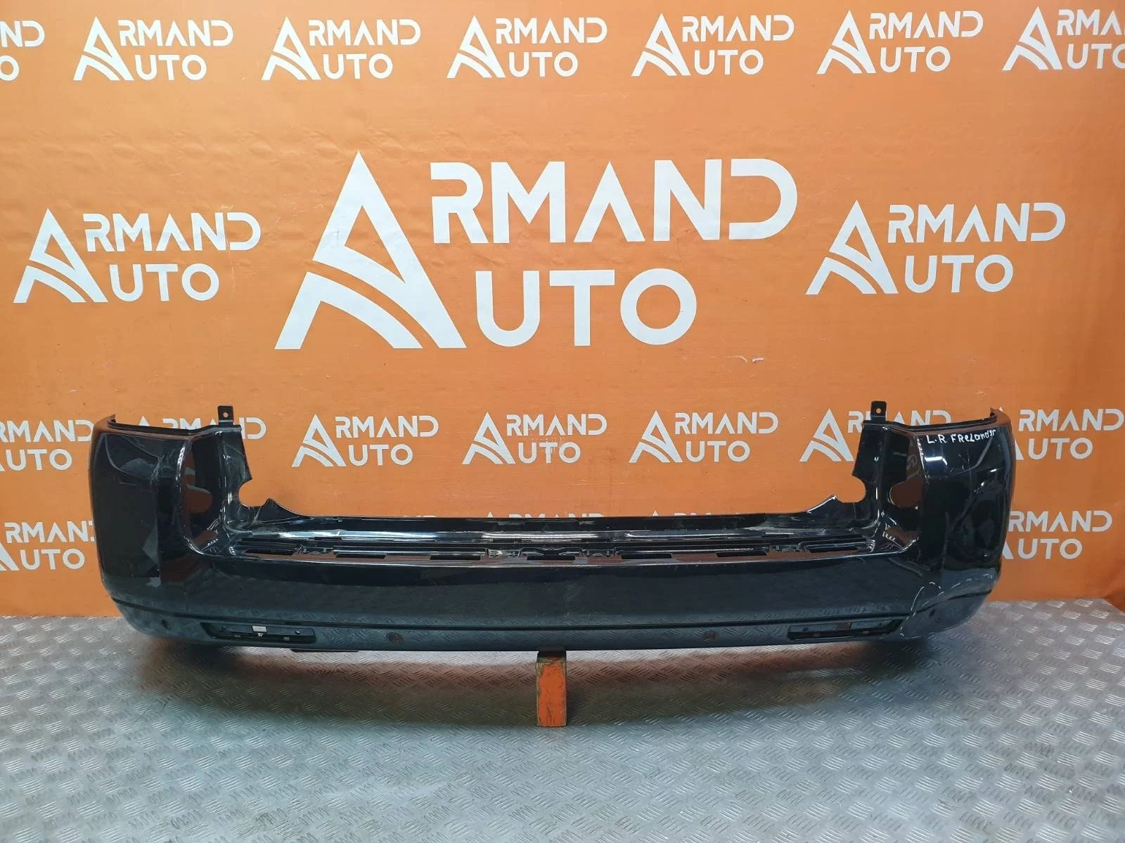 Бампер Land Rover Freelander 2006-2014