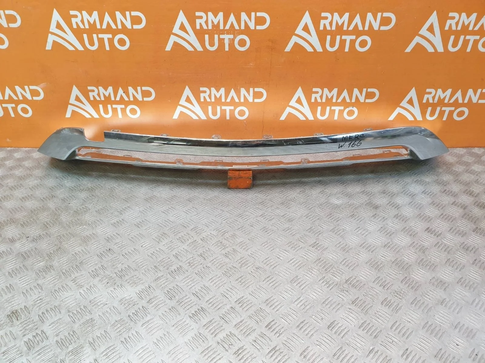 Накладка бампера Mercedes ML GLE-Class 2015-2018 W166