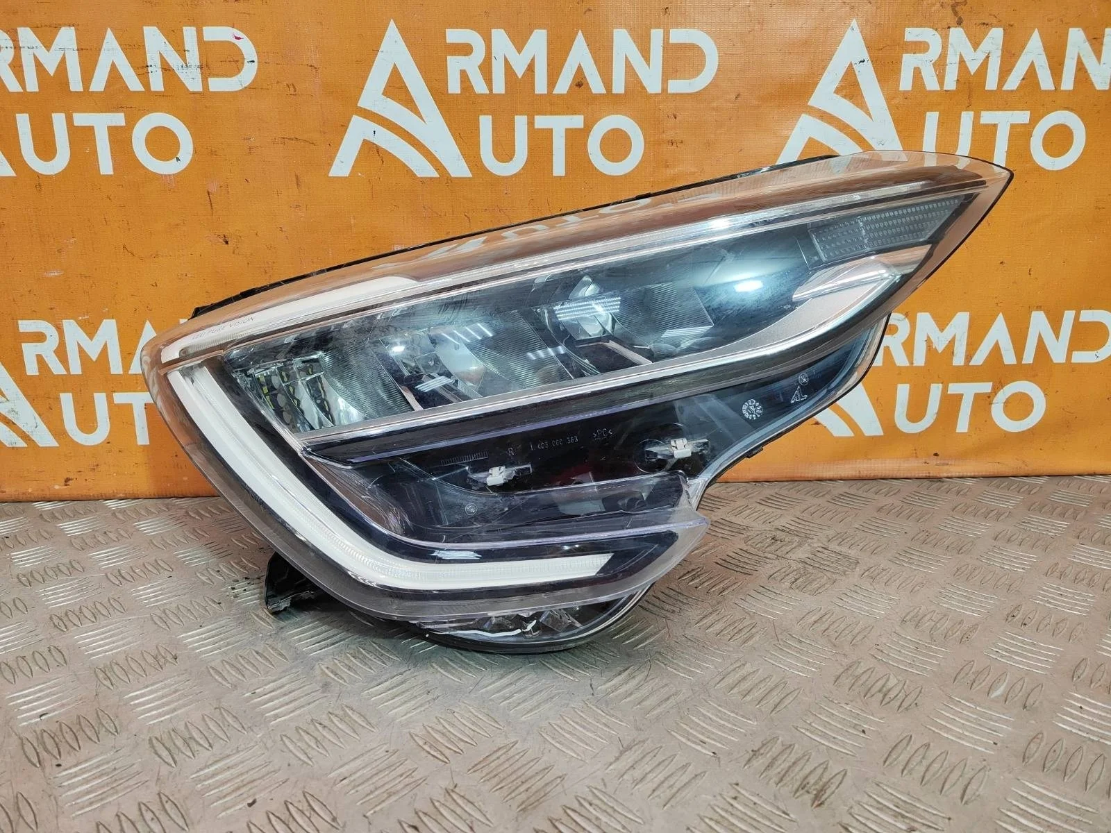 Фара Renault Arkana 2019-нв