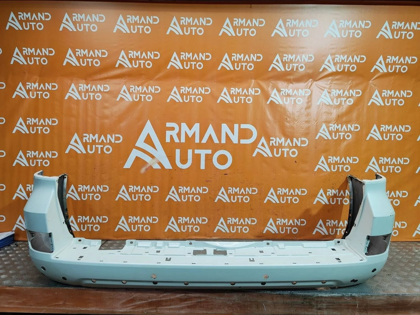 Бампер Toyota Land Cruiser 2015-2021 200