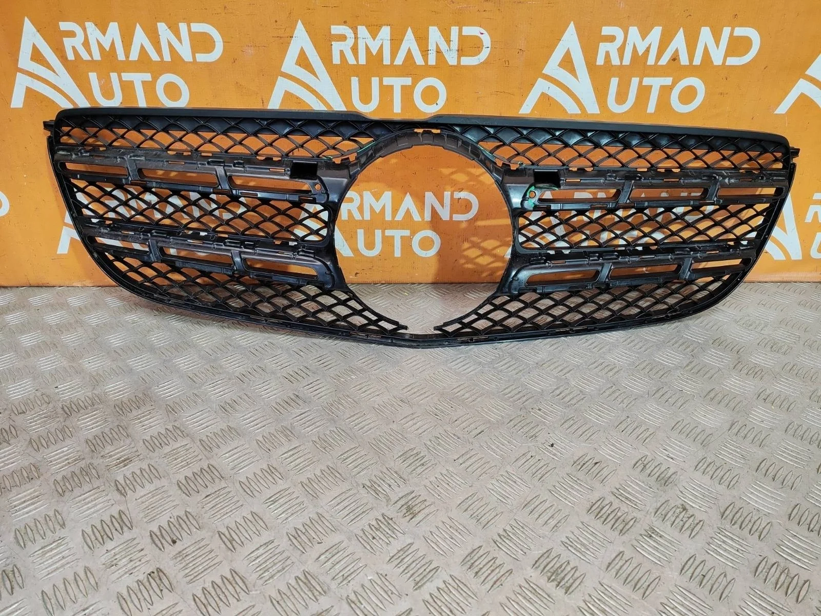 Решетка радиатора Mercedes GL GLS-Class 2015-2019 X166