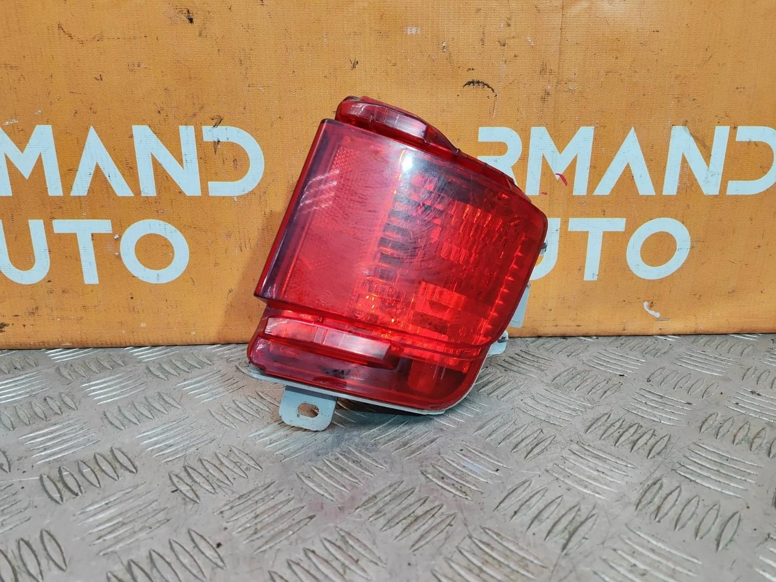 Фонарь противотуманный Toyota Land Cruiser 2015-2021 200