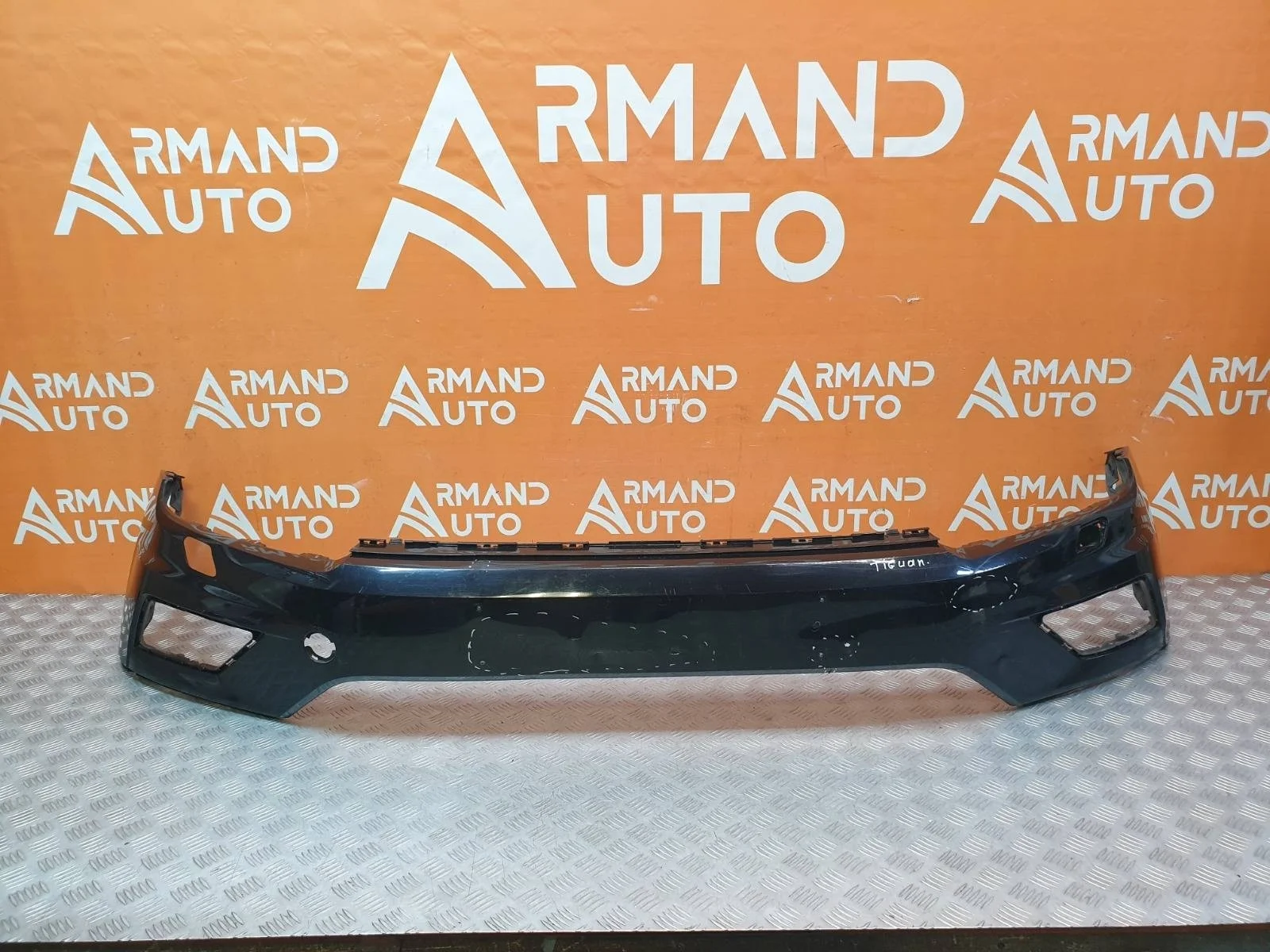 Бампер Volkswagen Tiguan 2016-2020