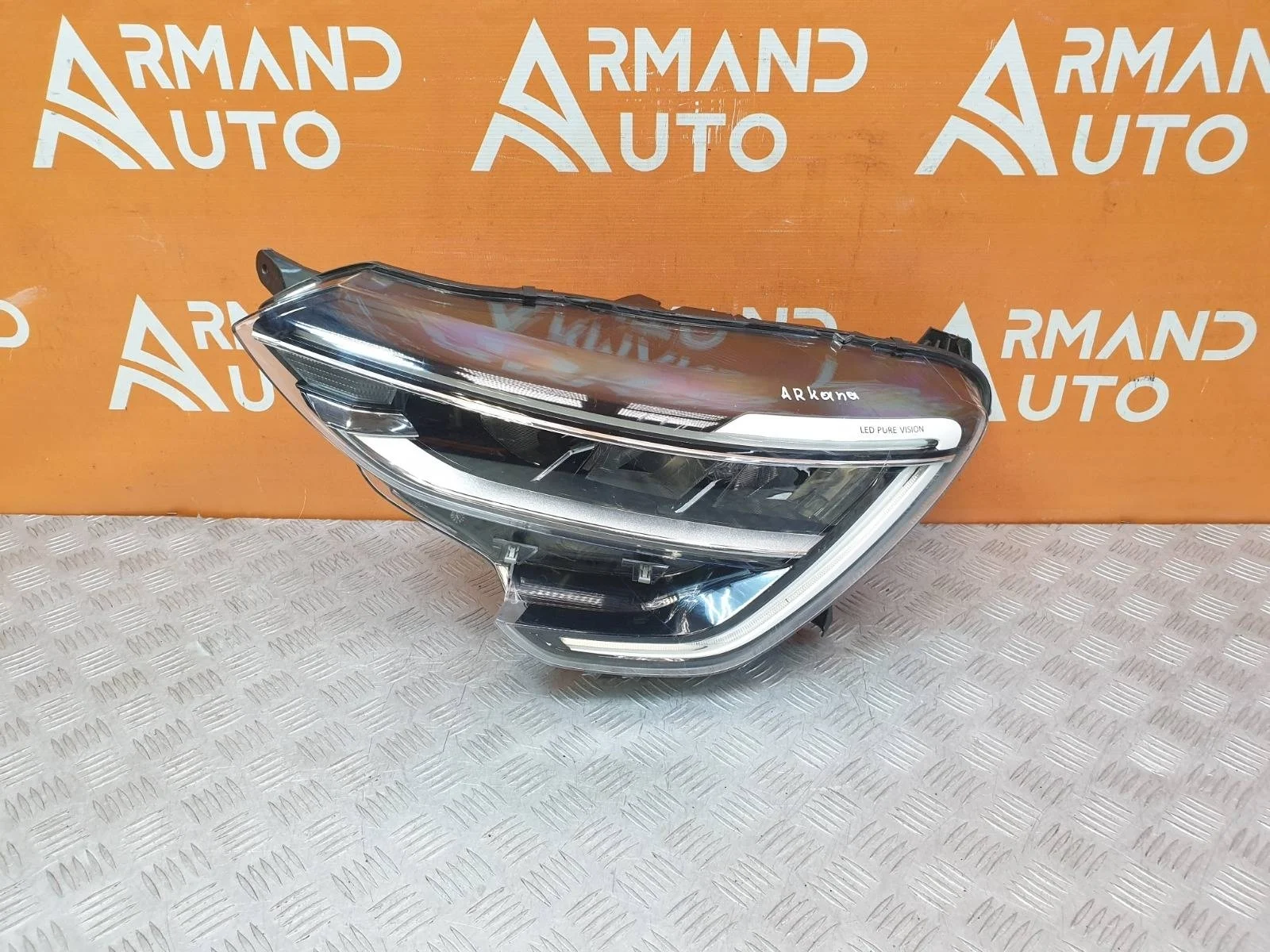 Фара Renault Arkana 2019-нв