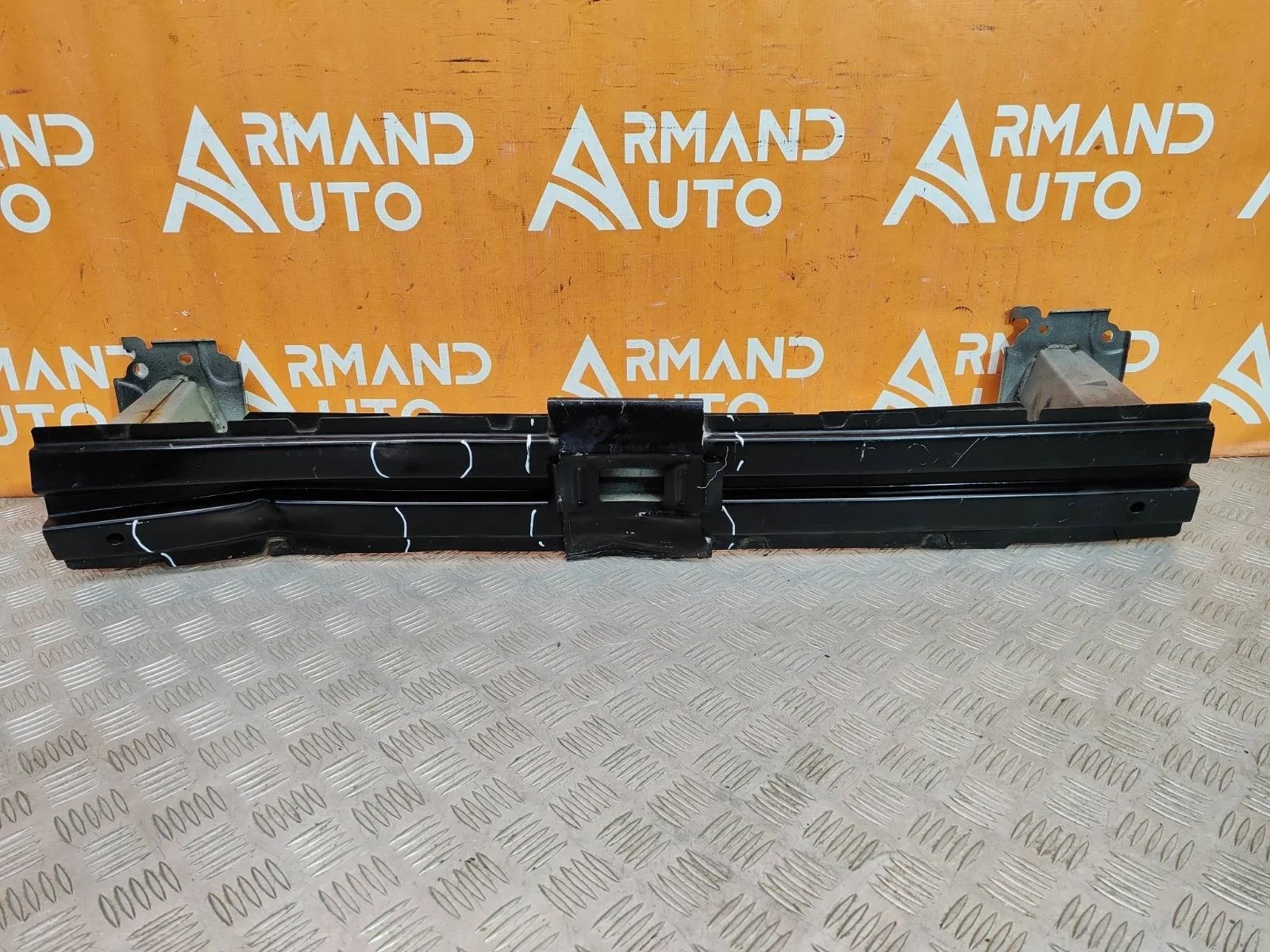 Усилитель бампера Mitsubishi Outlander 2012-нв 3