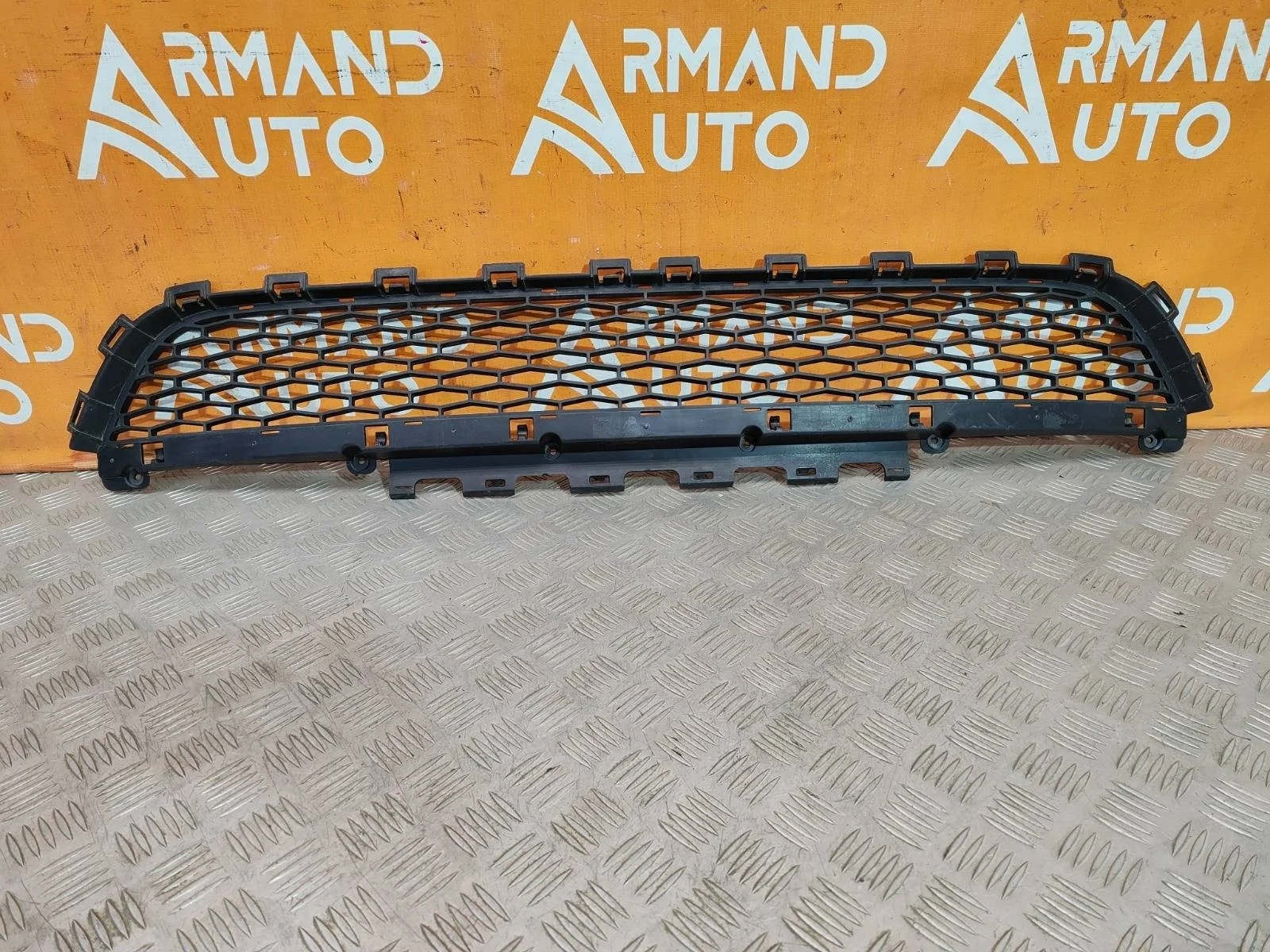 Решетка бампера Land Rover Discovery Sport 2014-2019 L550